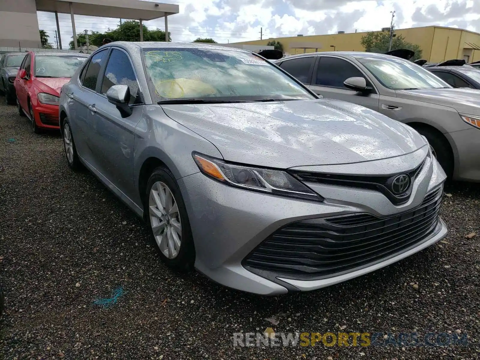 1 Photograph of a damaged car 4T1B11HK1KU847974 TOYOTA CAMRY 2019