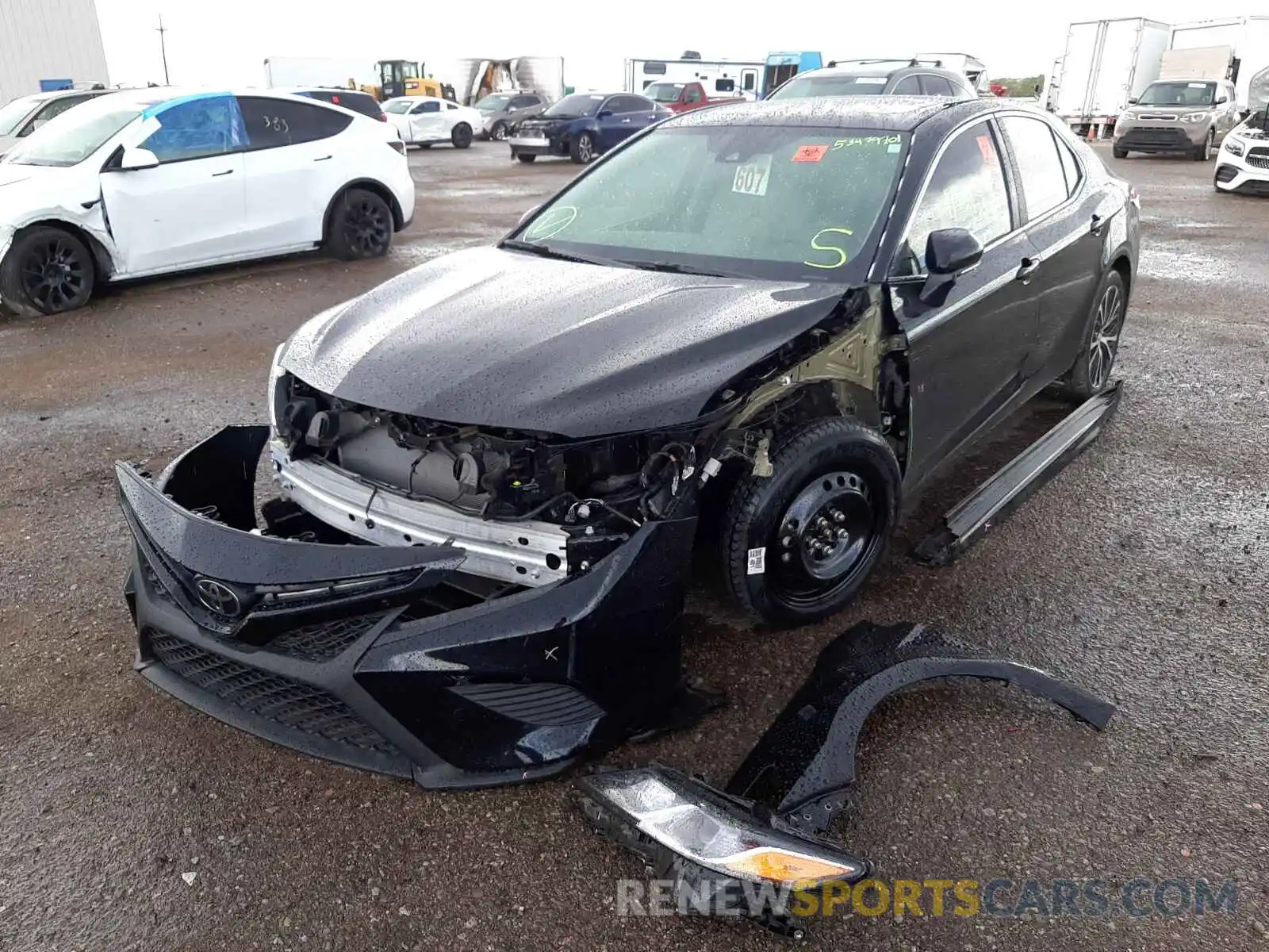 2 Photograph of a damaged car 4T1B11HK1KU851426 TOYOTA CAMRY 2019