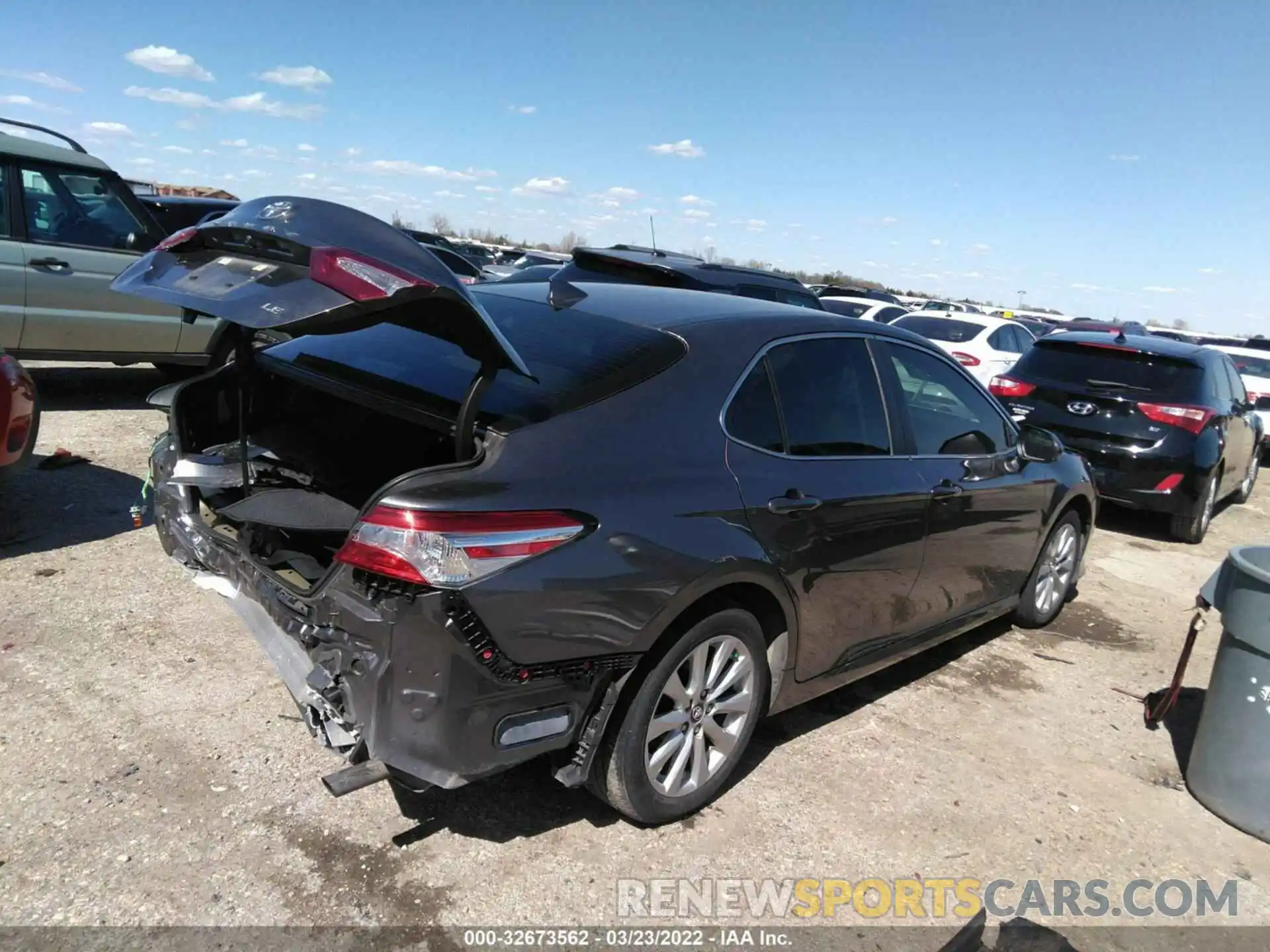 4 Photograph of a damaged car 4T1B11HK1KU851538 TOYOTA CAMRY 2019