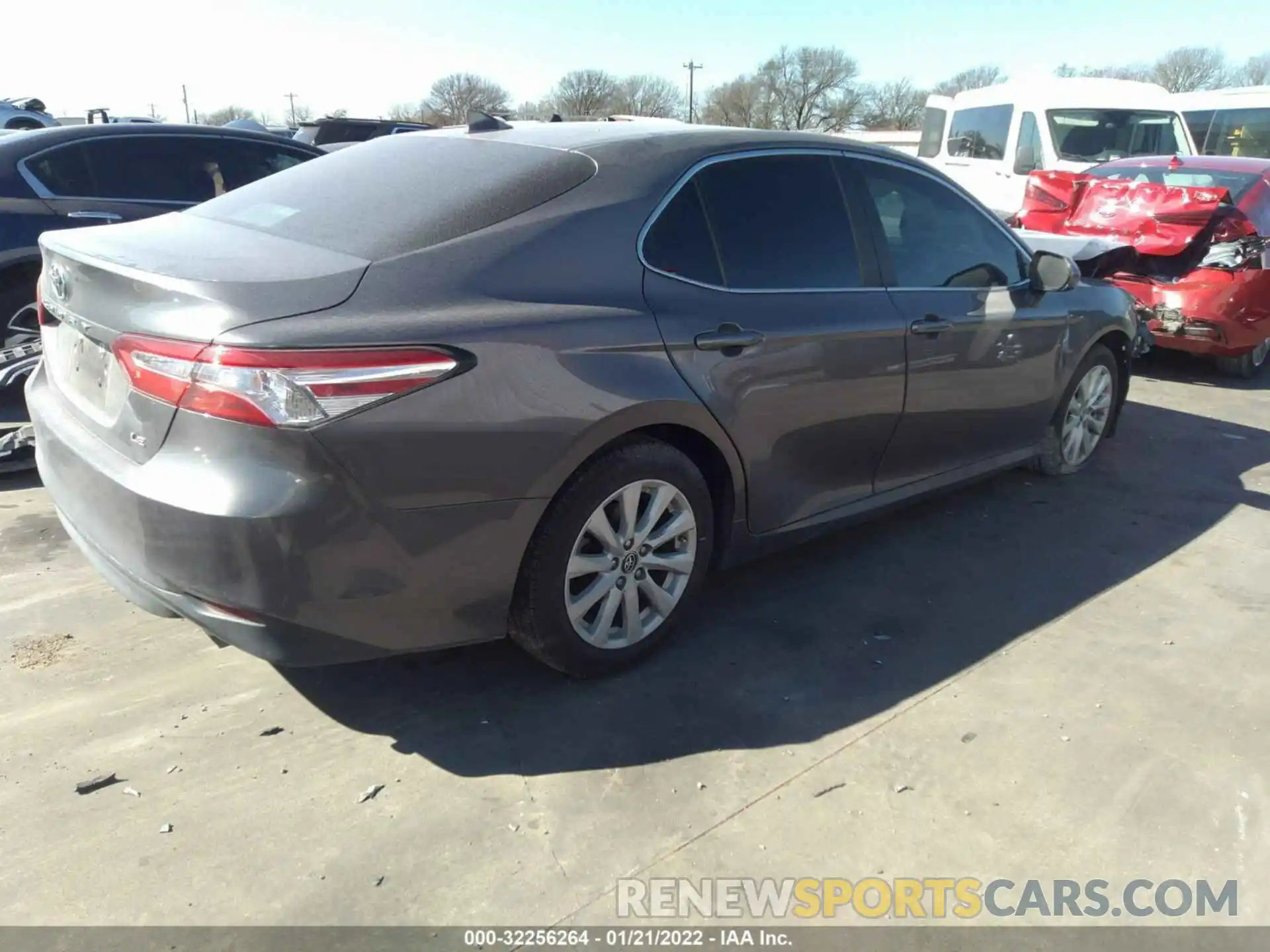 4 Photograph of a damaged car 4T1B11HK1KU851684 TOYOTA CAMRY 2019