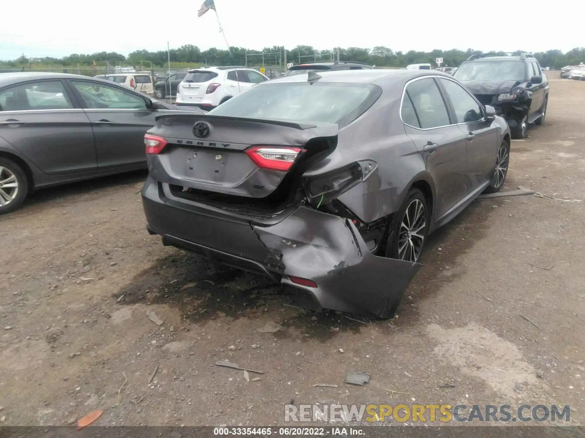 6 Photograph of a damaged car 4T1B11HK1KU852379 TOYOTA CAMRY 2019