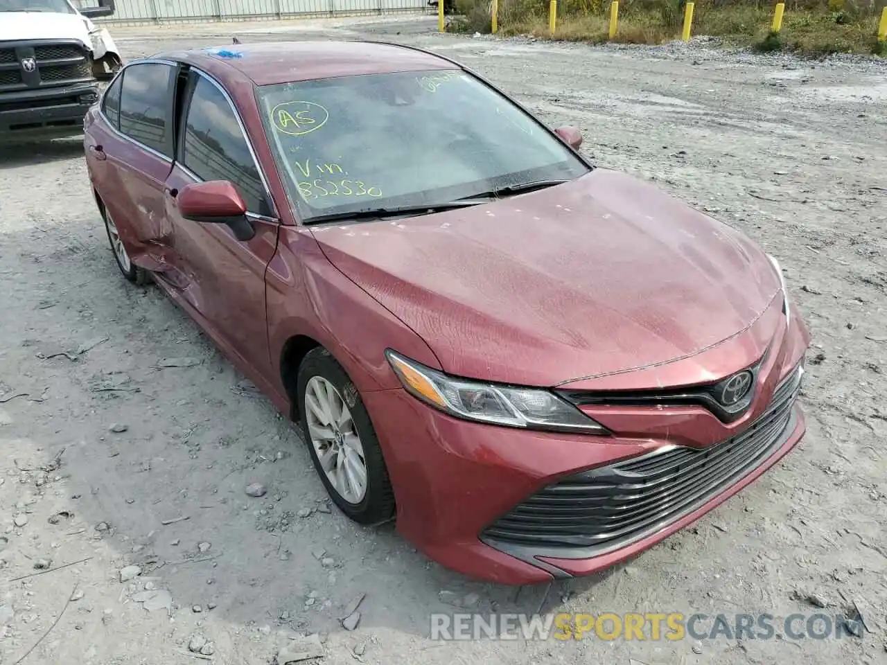 1 Photograph of a damaged car 4T1B11HK1KU852530 TOYOTA CAMRY 2019