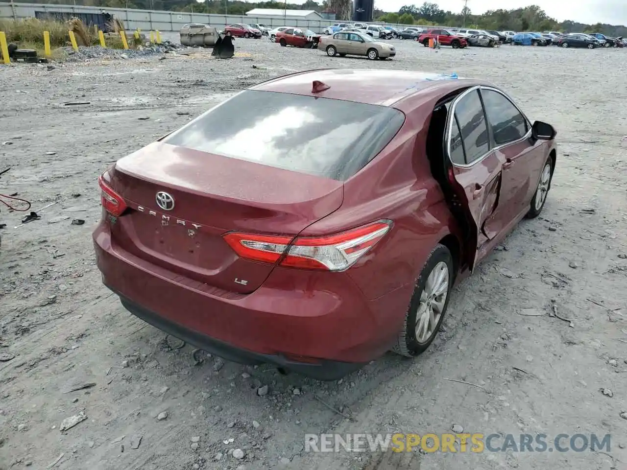 4 Photograph of a damaged car 4T1B11HK1KU852530 TOYOTA CAMRY 2019