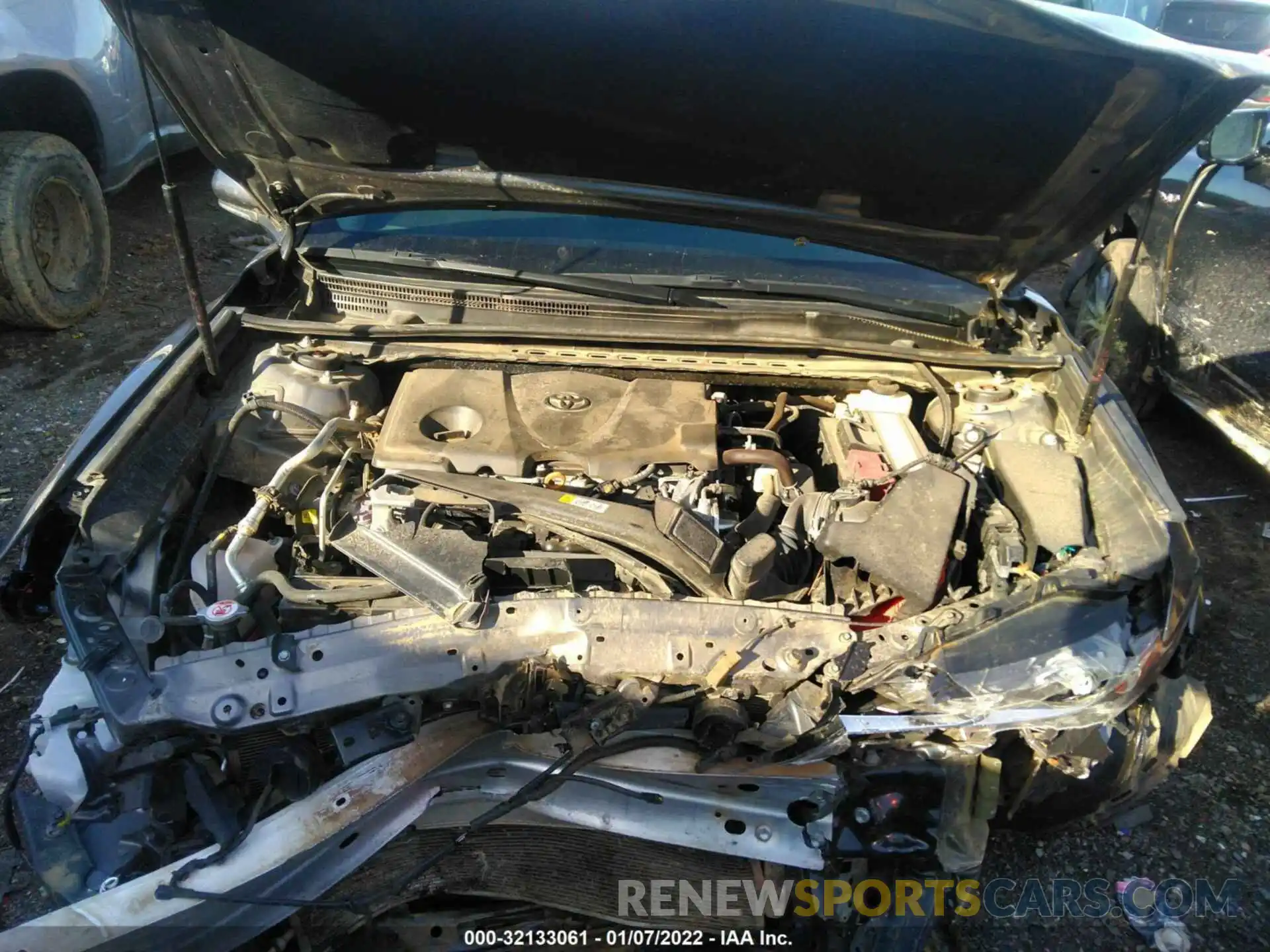 10 Photograph of a damaged car 4T1B11HK1KU853127 TOYOTA CAMRY 2019