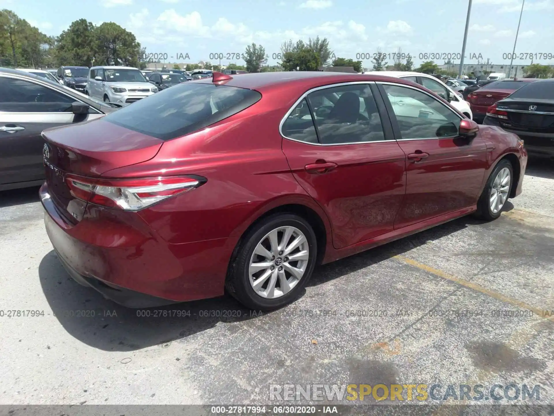 4 Photograph of a damaged car 4T1B11HK1KU853421 TOYOTA CAMRY 2019