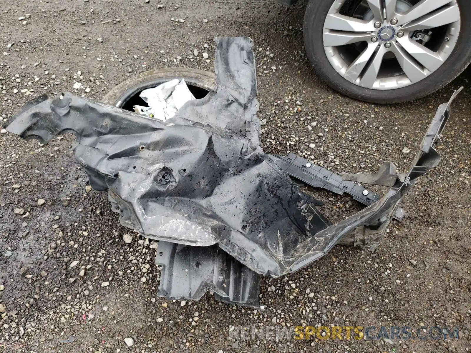 9 Photograph of a damaged car 4T1B11HK1KU856464 TOYOTA CAMRY 2019