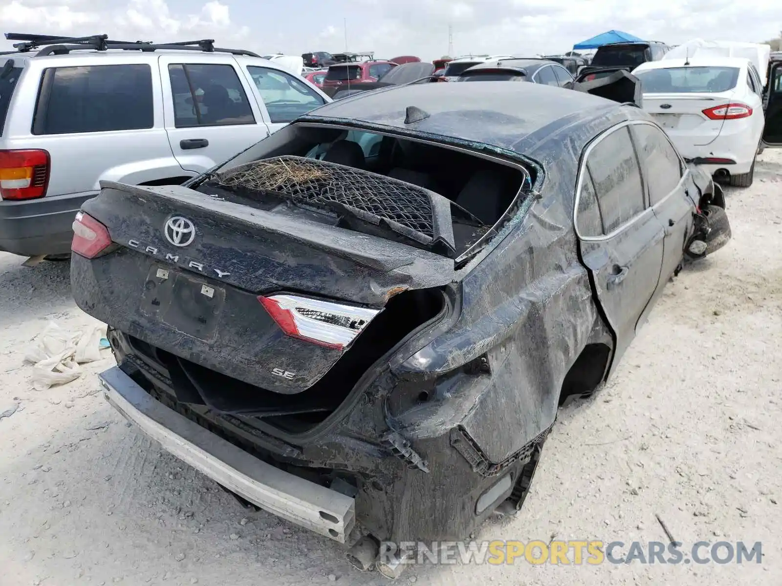 4 Photograph of a damaged car 4T1B11HK1KU856478 TOYOTA CAMRY 2019