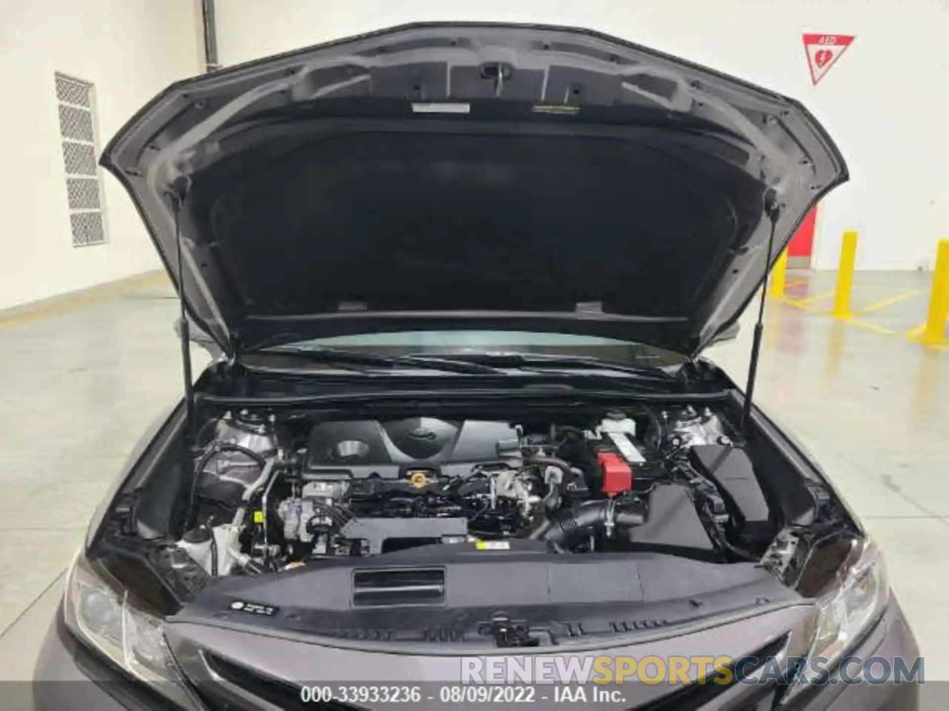 10 Photograph of a damaged car 4T1B11HK2K4272218 TOYOTA CAMRY 2019