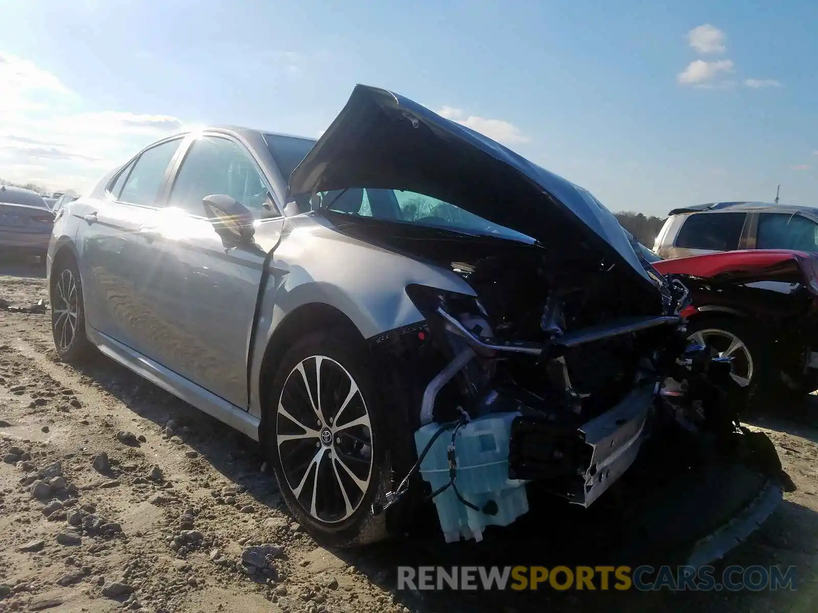 1 Photograph of a damaged car 4T1B11HK2KU159708 TOYOTA CAMRY 2019