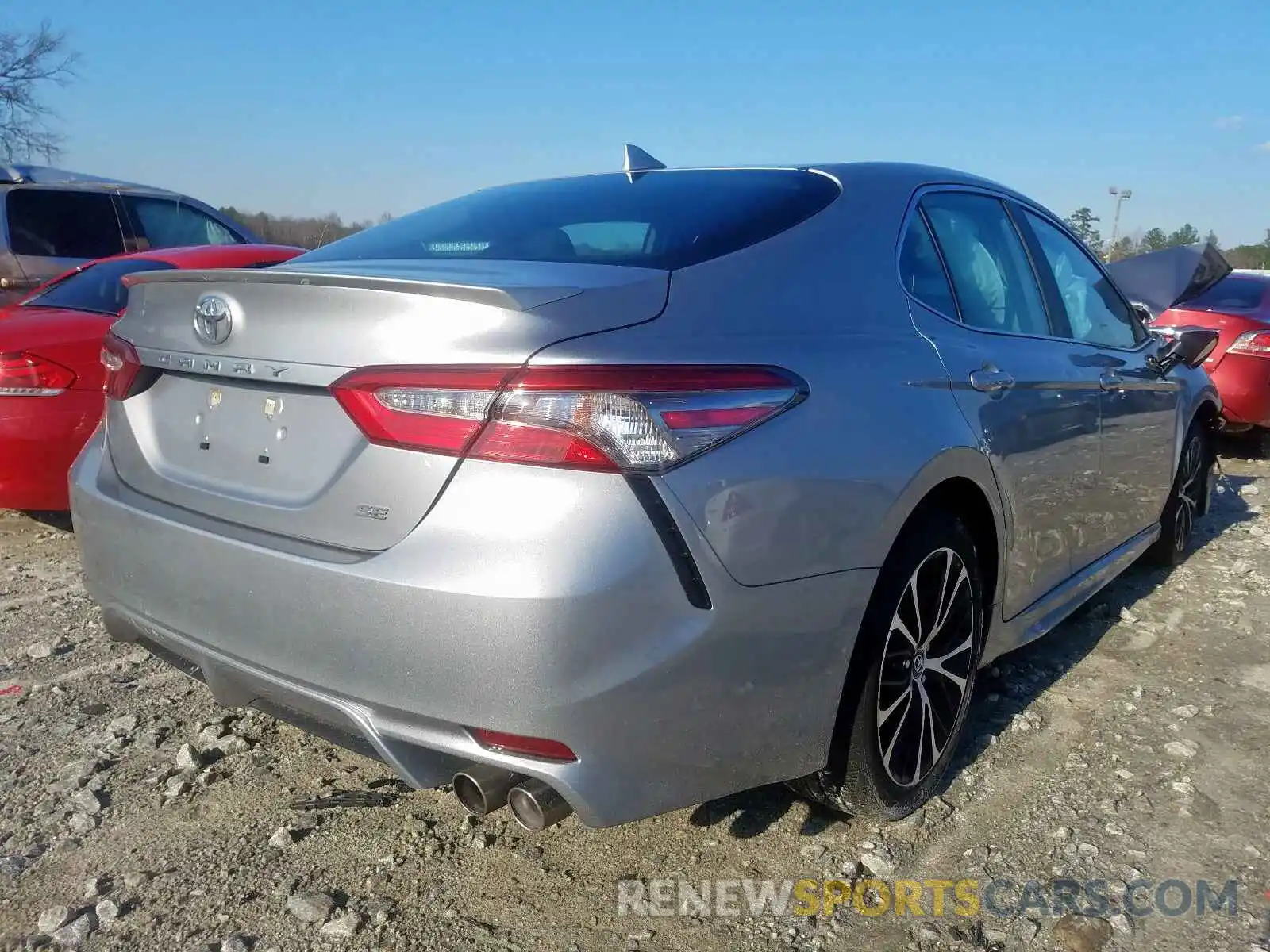 4 Photograph of a damaged car 4T1B11HK2KU159708 TOYOTA CAMRY 2019