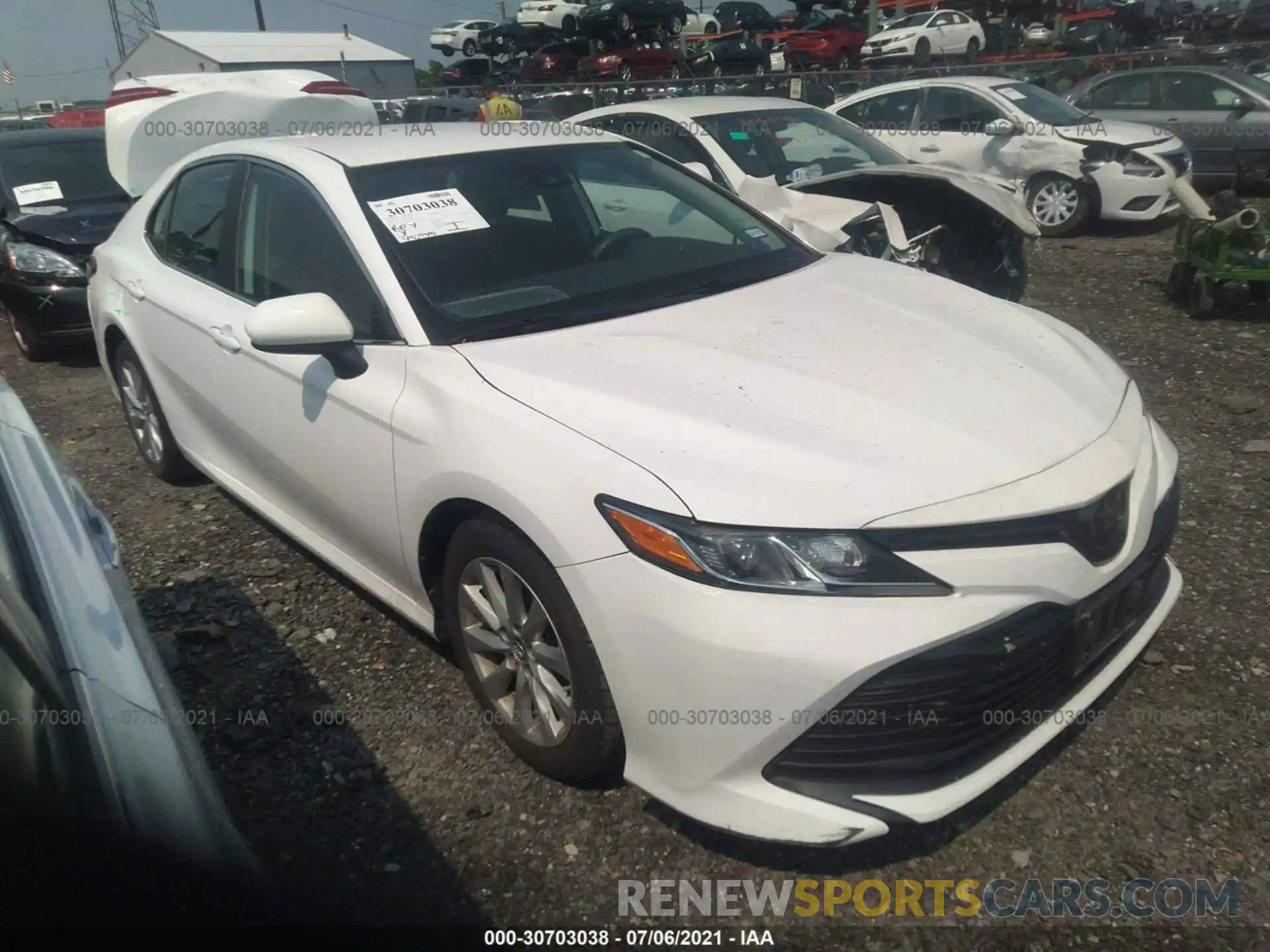 1 Photograph of a damaged car 4T1B11HK2KU161992 TOYOTA CAMRY 2019