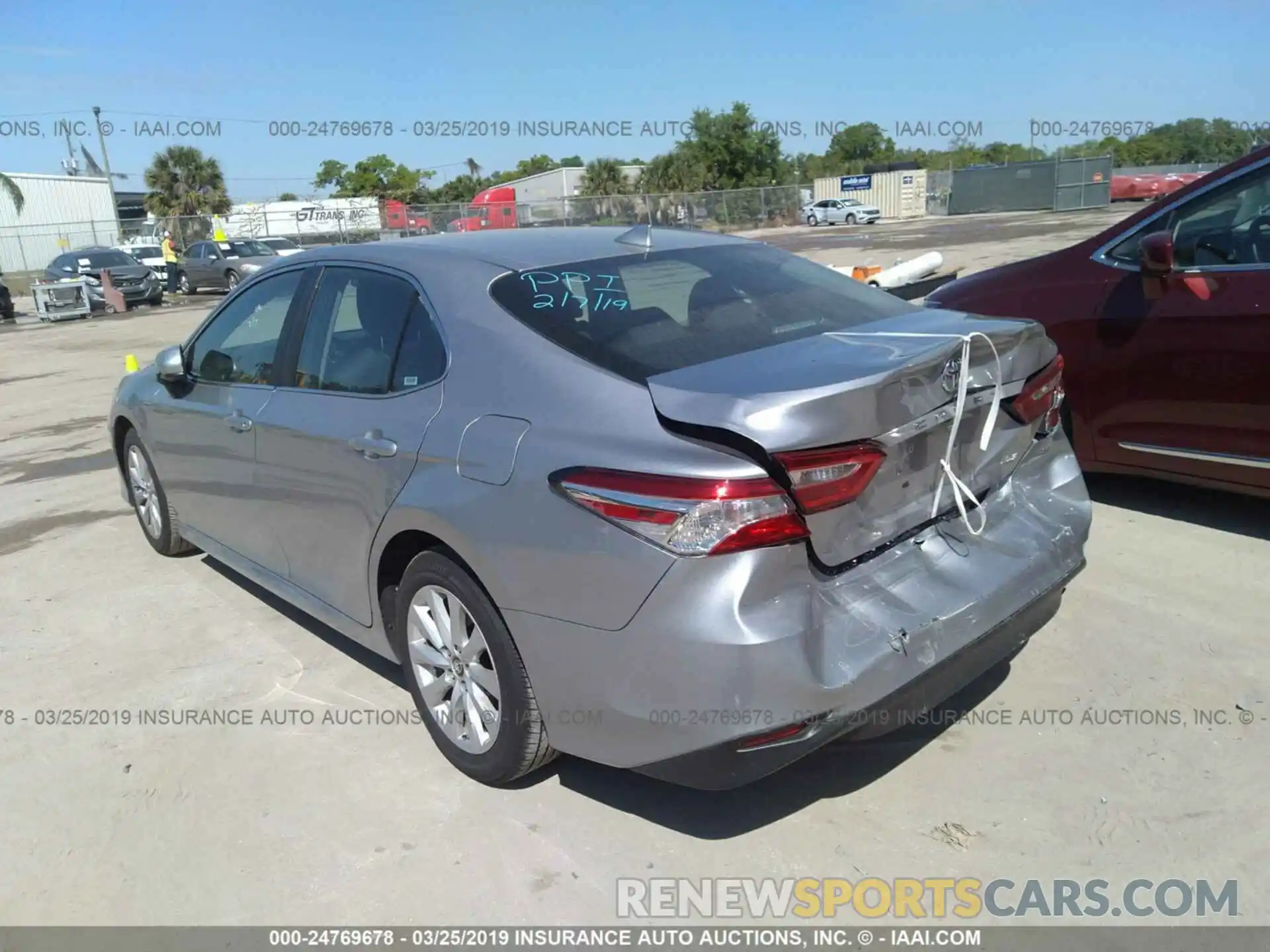 3 Photograph of a damaged car 4T1B11HK2KU162981 TOYOTA CAMRY 2019