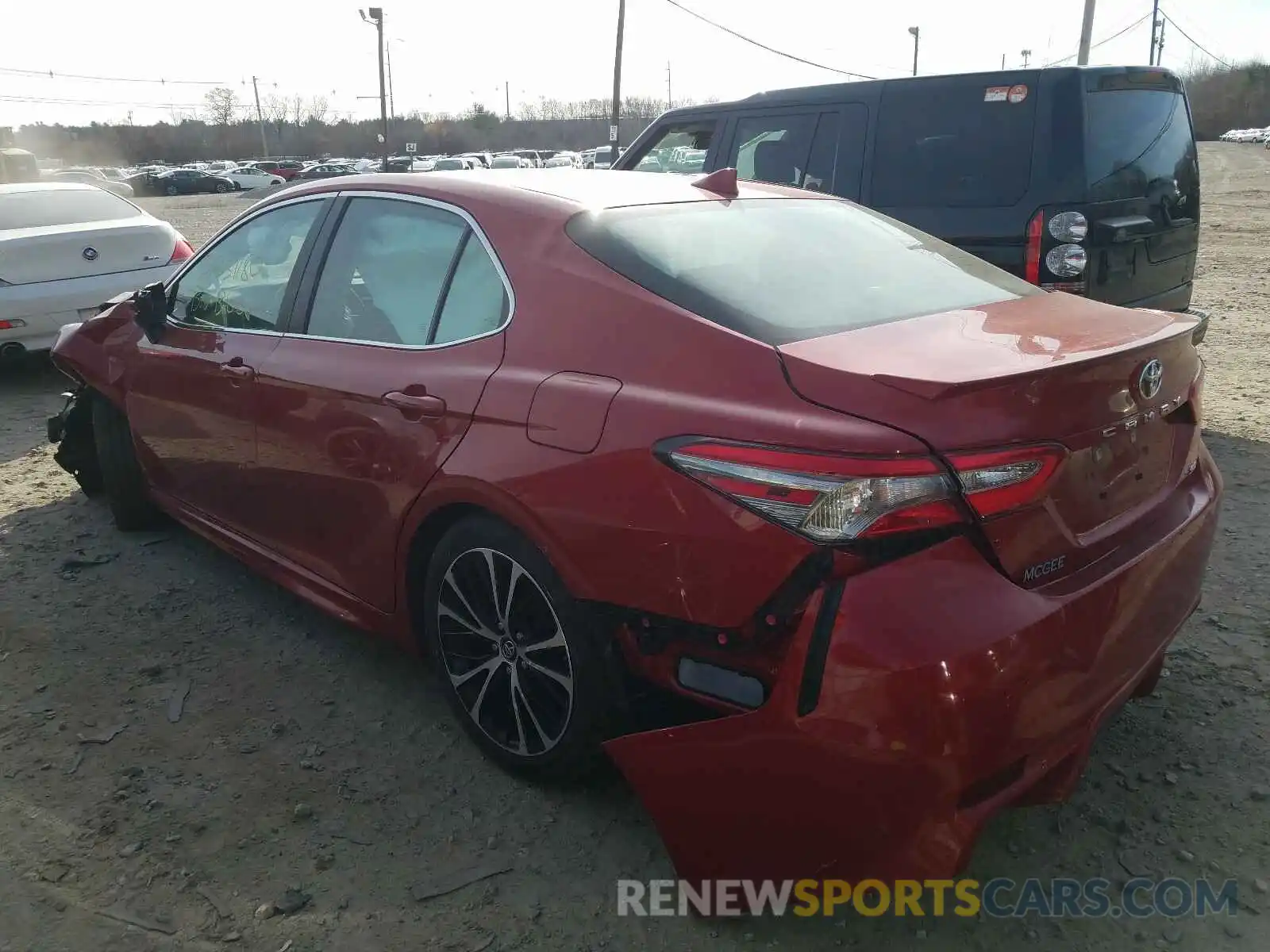 3 Photograph of a damaged car 4T1B11HK2KU163161 TOYOTA CAMRY 2019