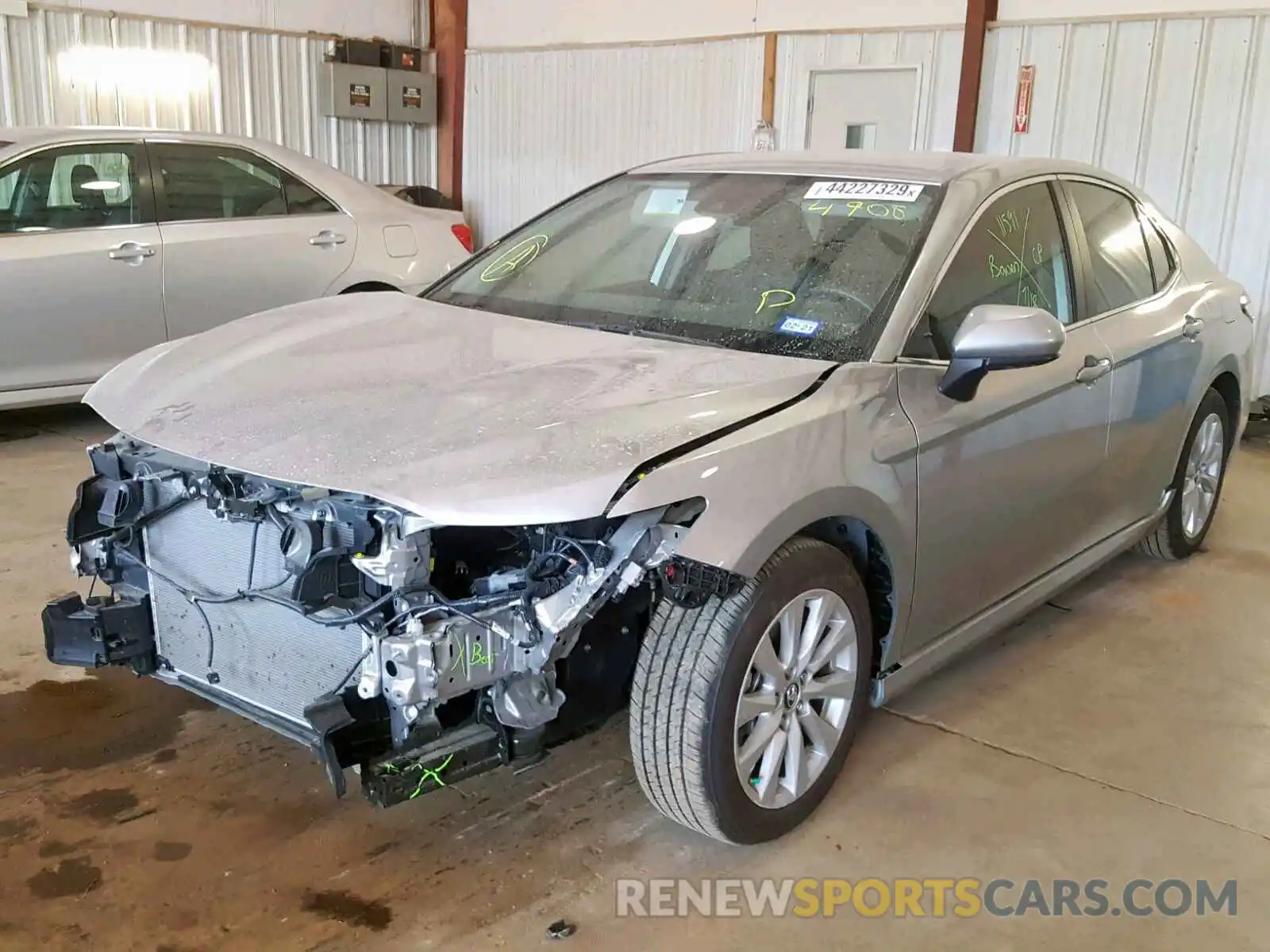 2 Photograph of a damaged car 4T1B11HK2KU164908 TOYOTA CAMRY 2019