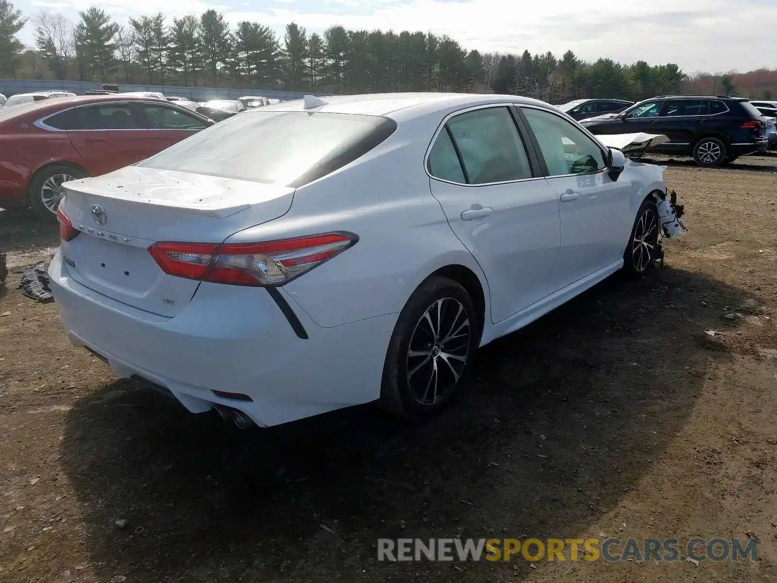 4 Photograph of a damaged car 4T1B11HK2KU167582 TOYOTA CAMRY 2019