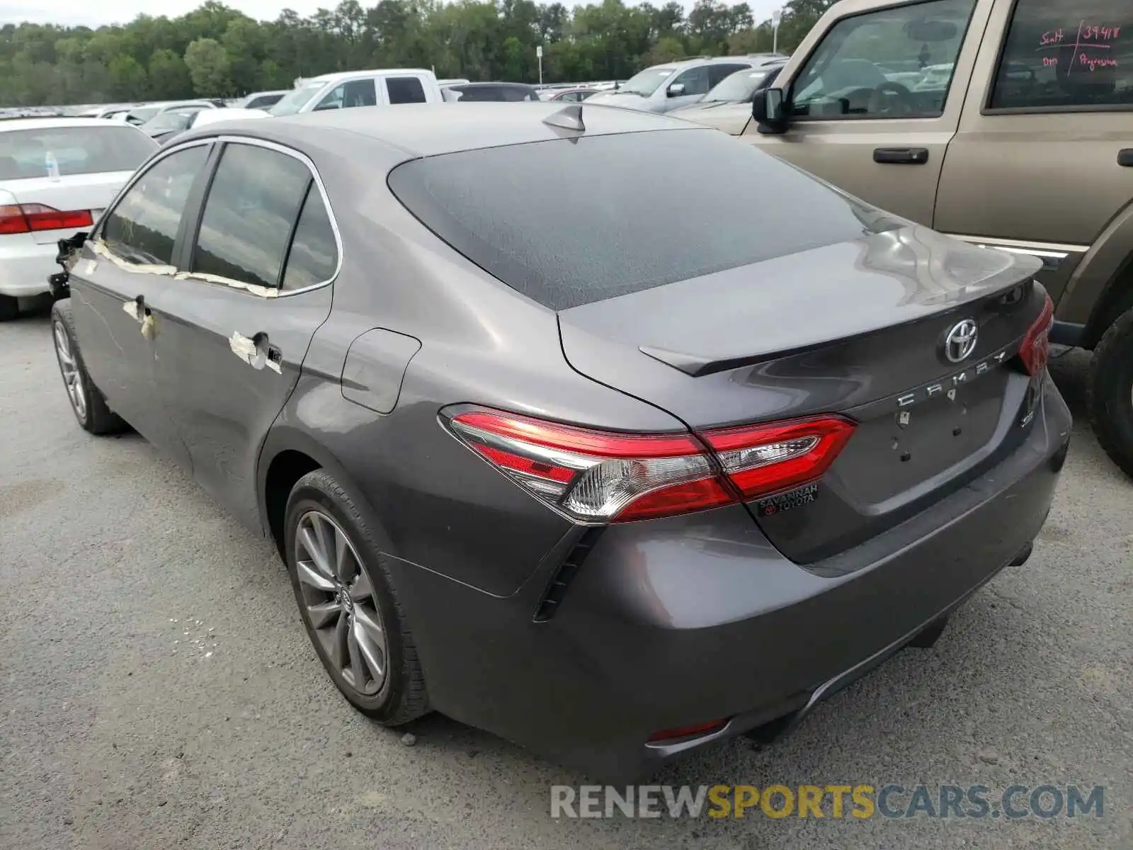 3 Photograph of a damaged car 4T1B11HK2KU168540 TOYOTA CAMRY 2019