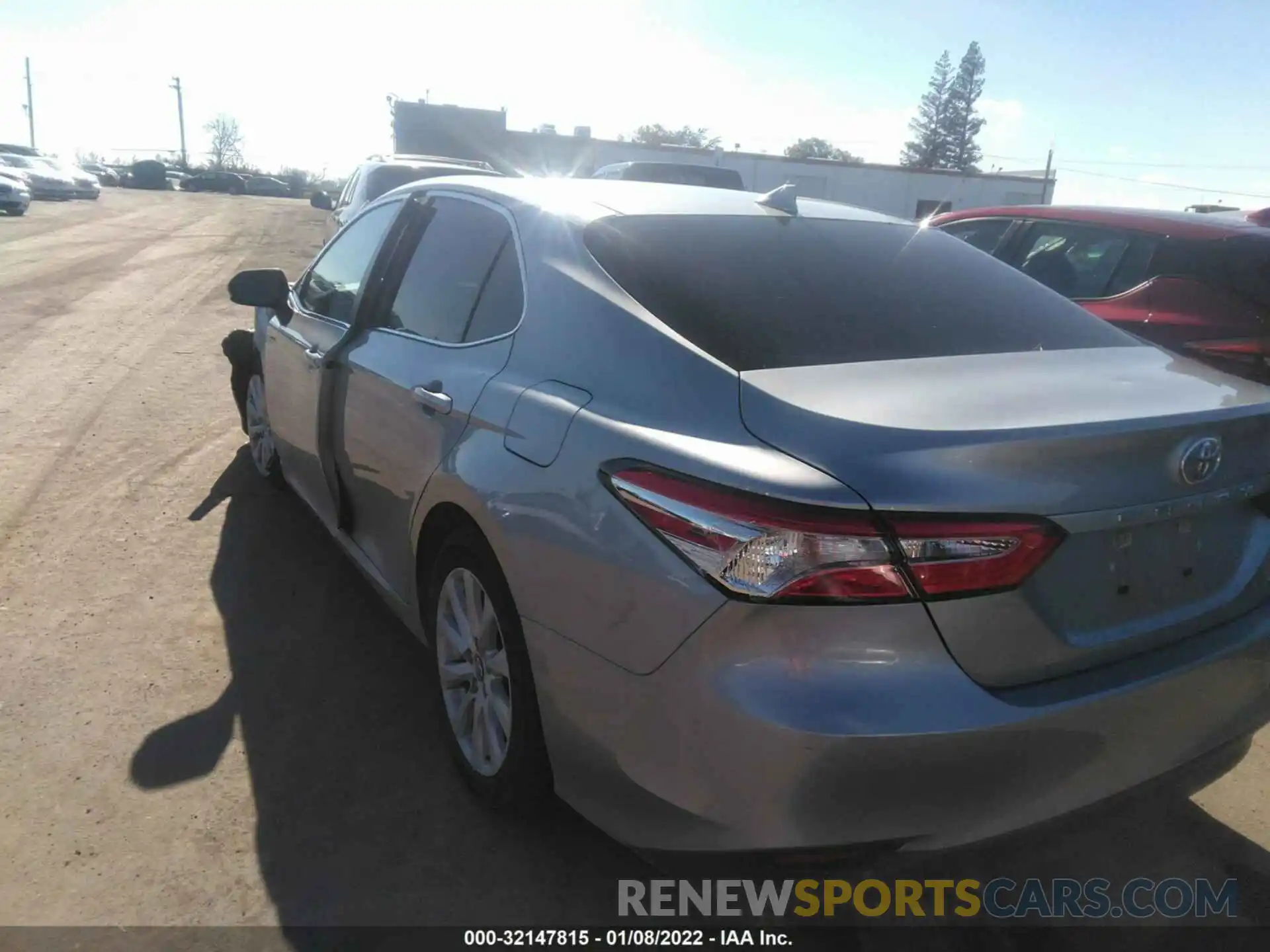 3 Photograph of a damaged car 4T1B11HK2KU170160 TOYOTA CAMRY 2019