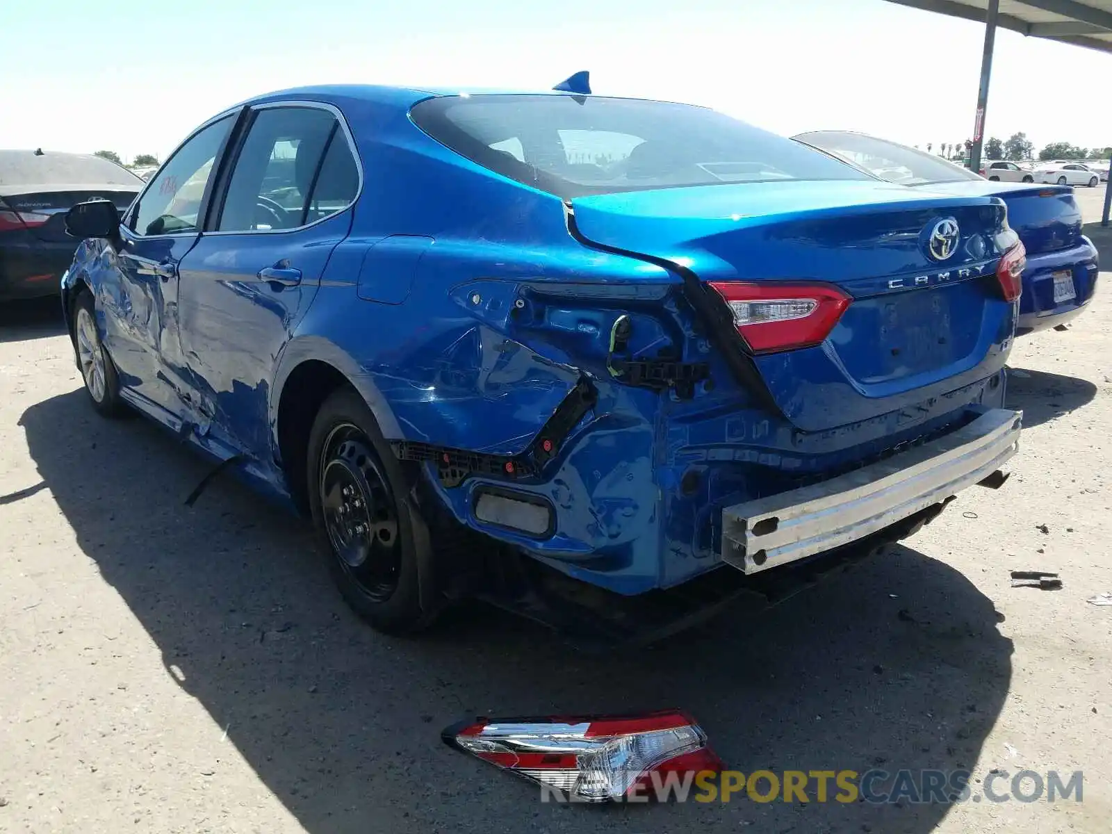 3 Photograph of a damaged car 4T1B11HK2KU170272 TOYOTA CAMRY 2019