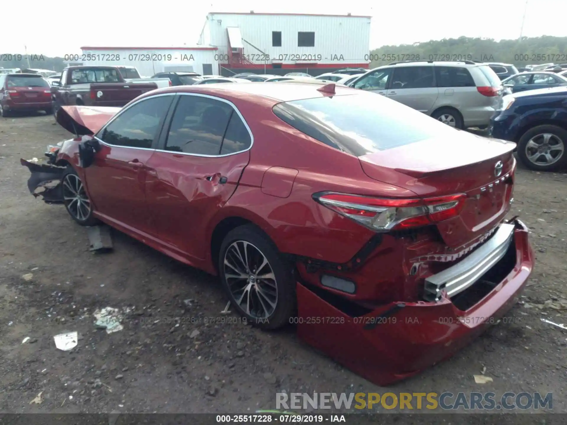 3 Photograph of a damaged car 4T1B11HK2KU171146 TOYOTA CAMRY 2019