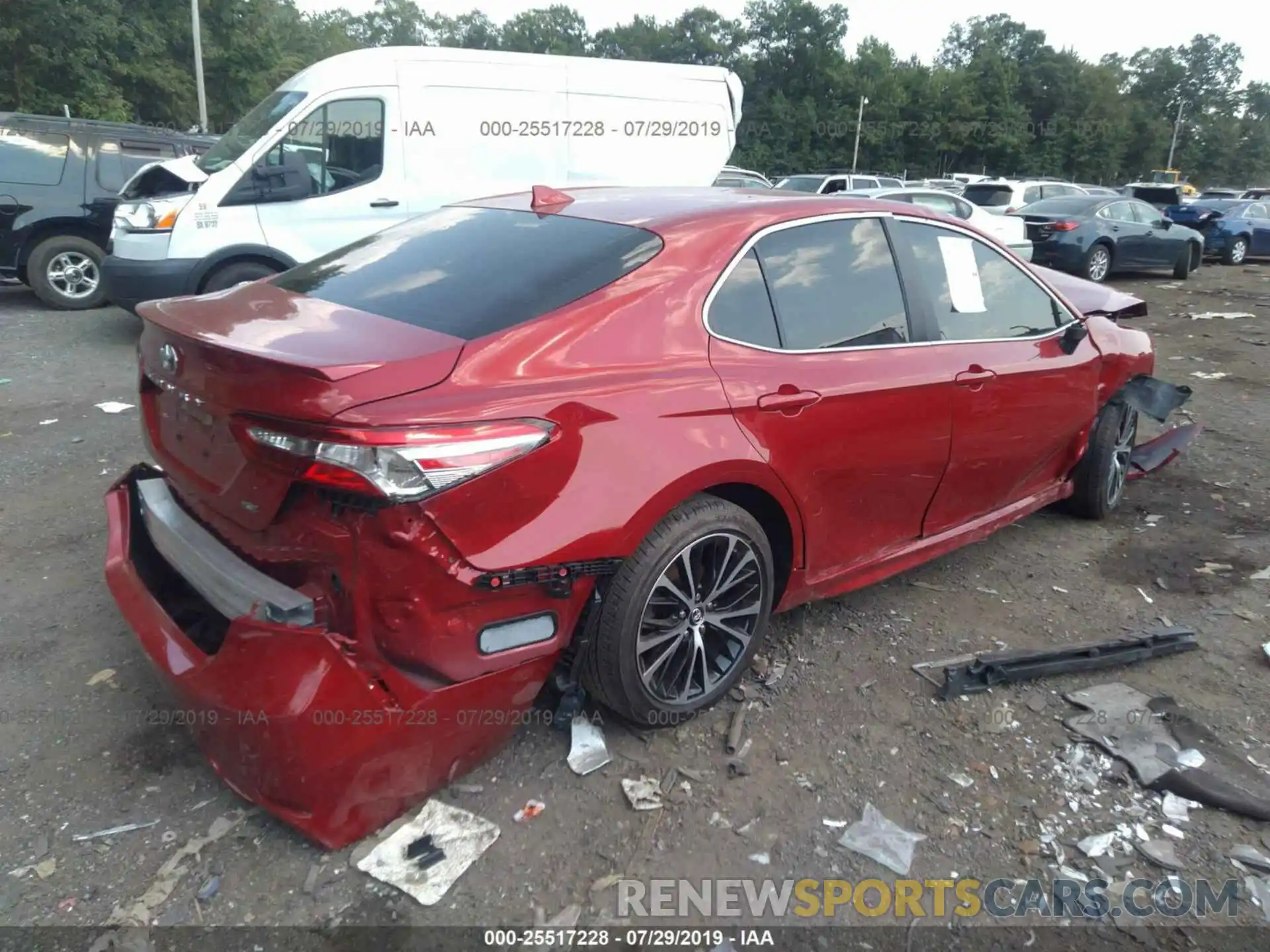 4 Photograph of a damaged car 4T1B11HK2KU171146 TOYOTA CAMRY 2019