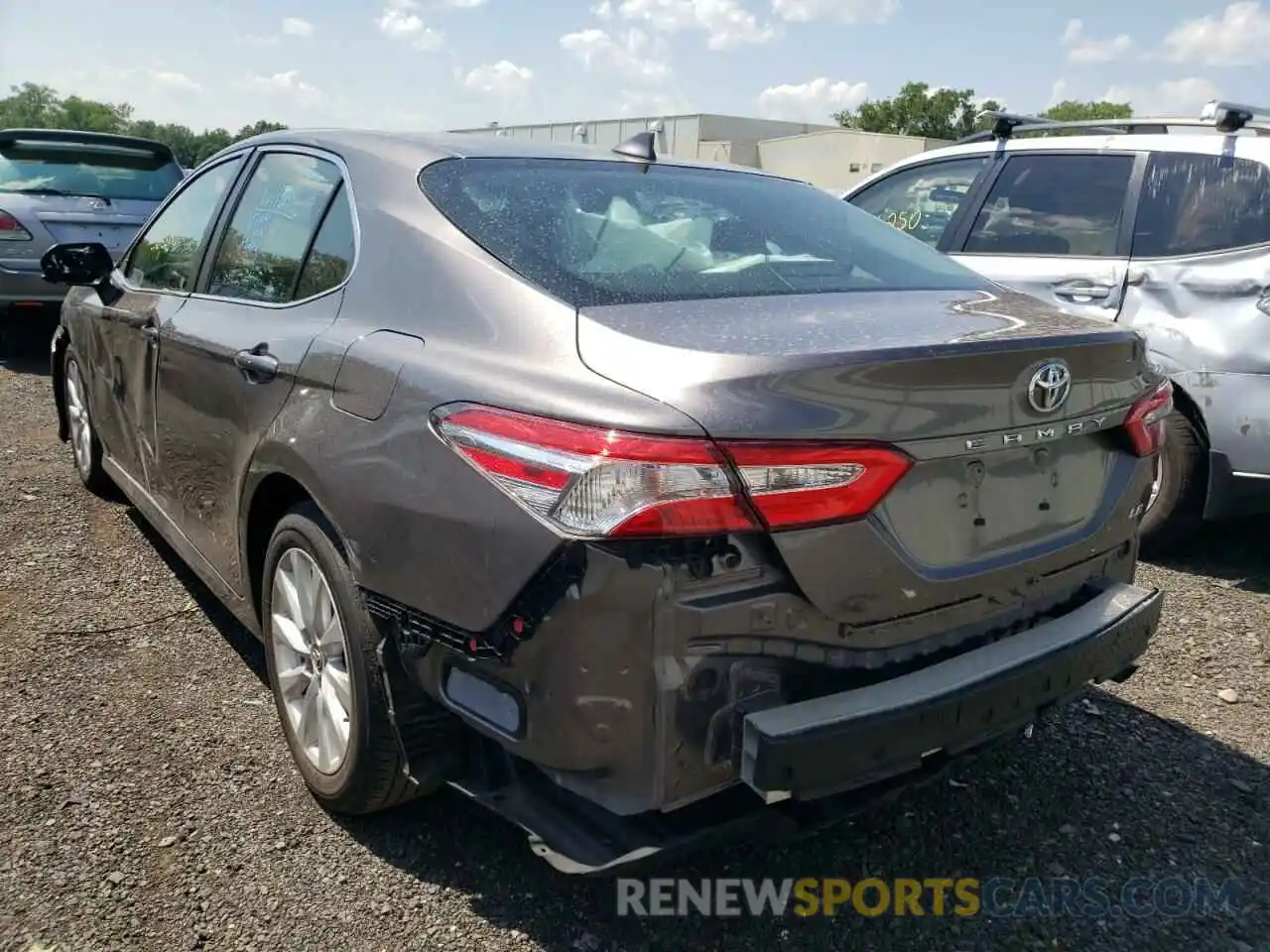 3 Photograph of a damaged car 4T1B11HK2KU172636 TOYOTA CAMRY 2019