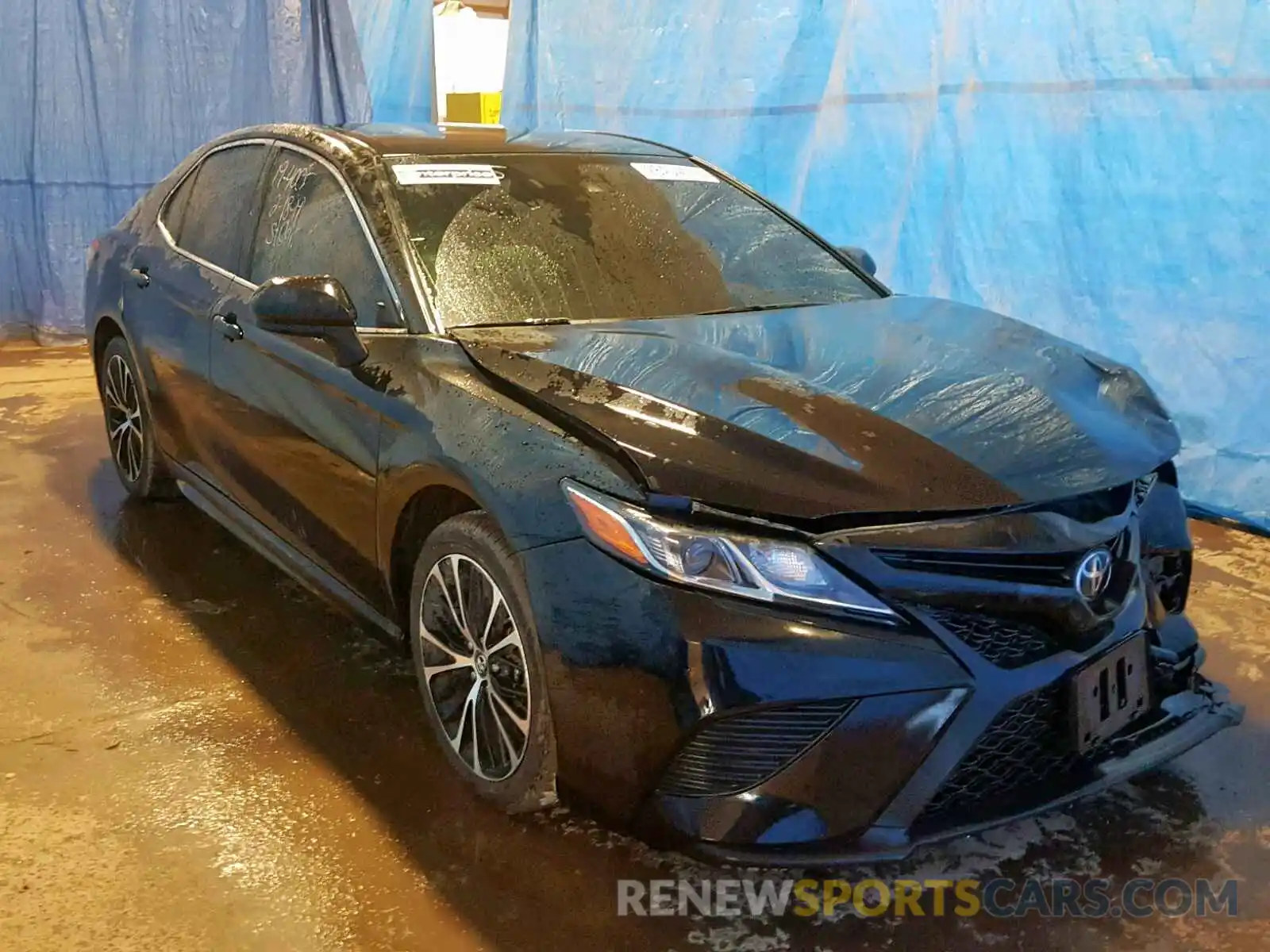 1 Photograph of a damaged car 4T1B11HK2KU173902 TOYOTA CAMRY 2019