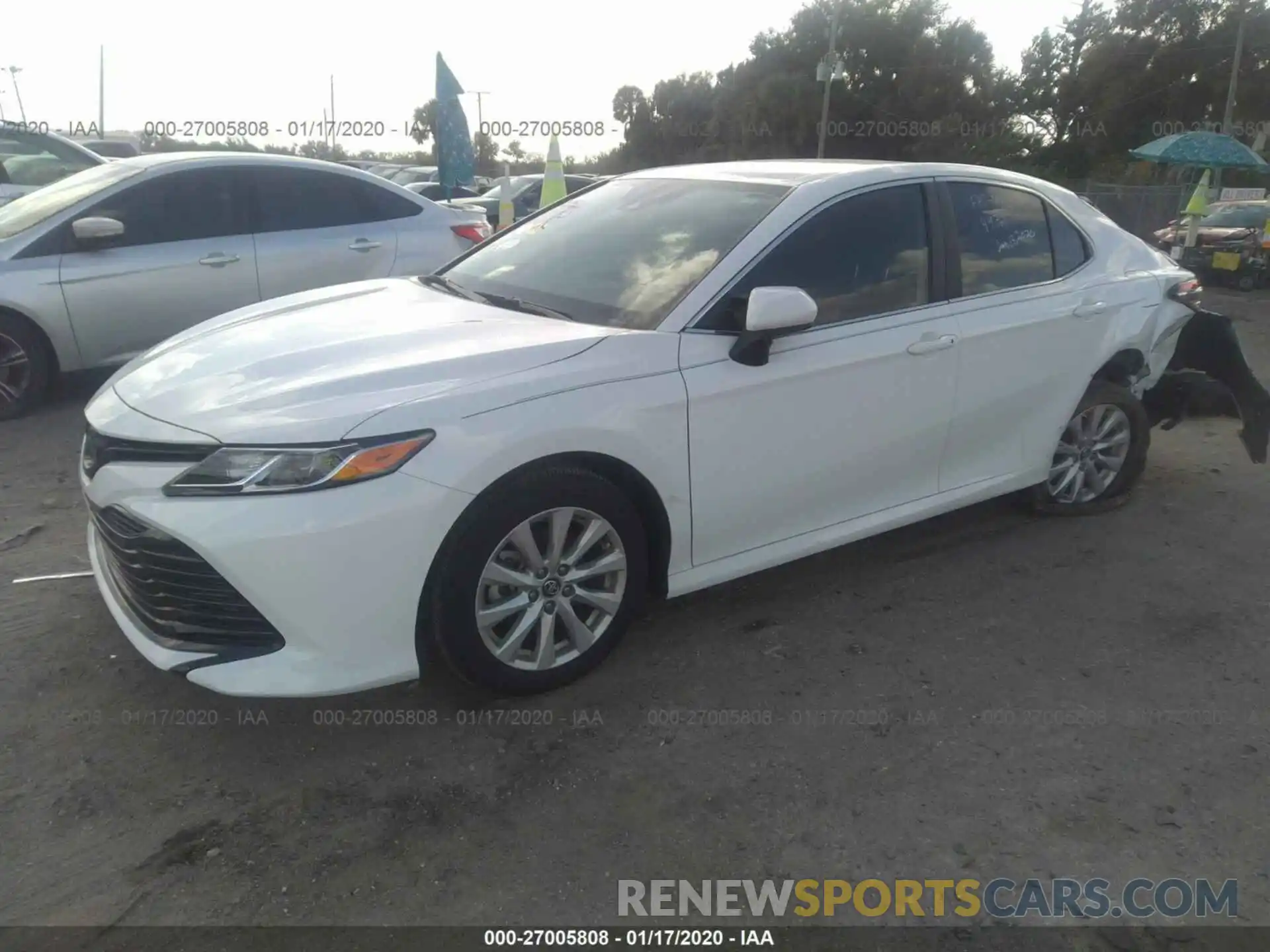 2 Photograph of a damaged car 4T1B11HK2KU174922 TOYOTA CAMRY 2019