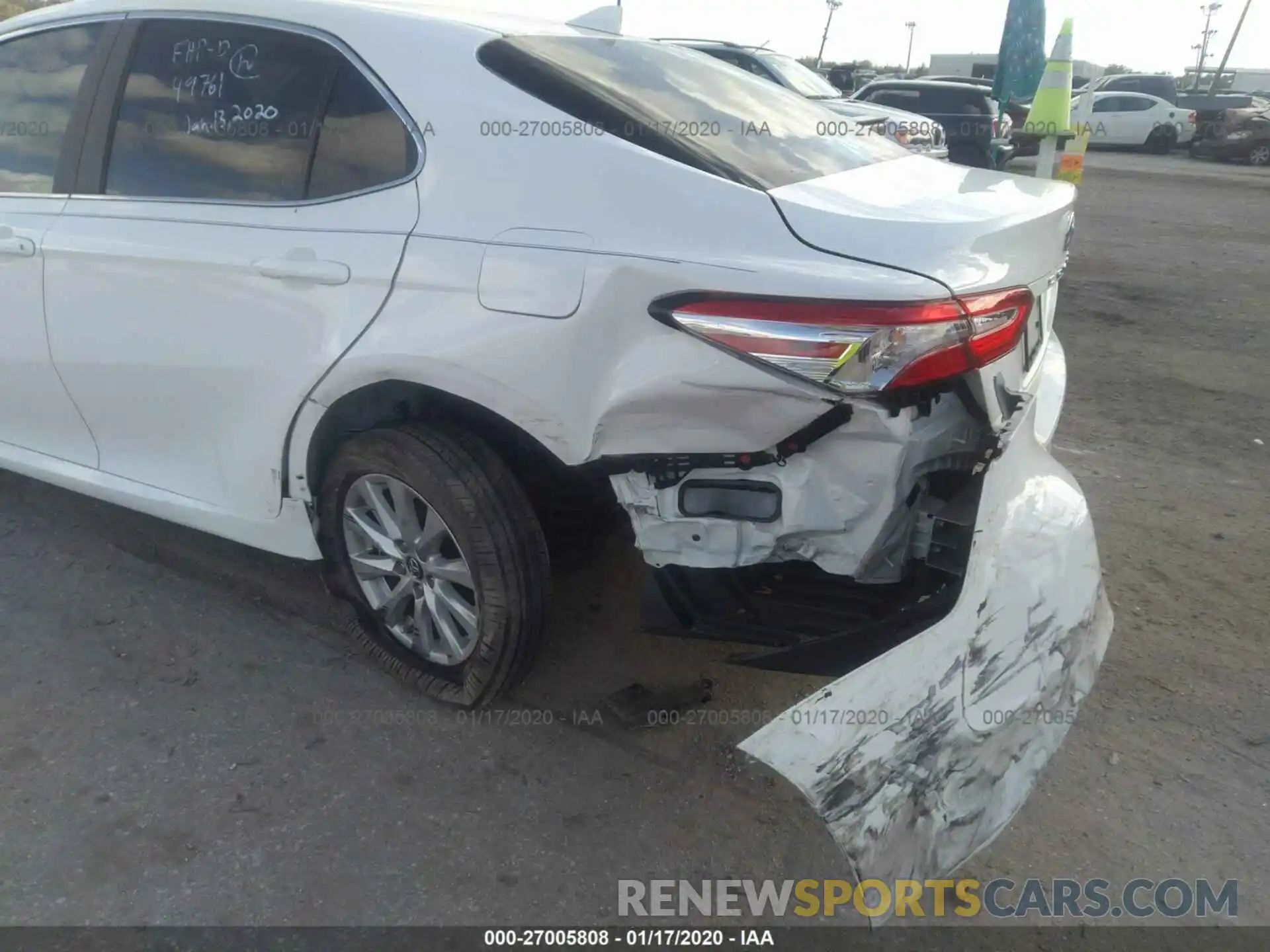 6 Photograph of a damaged car 4T1B11HK2KU174922 TOYOTA CAMRY 2019