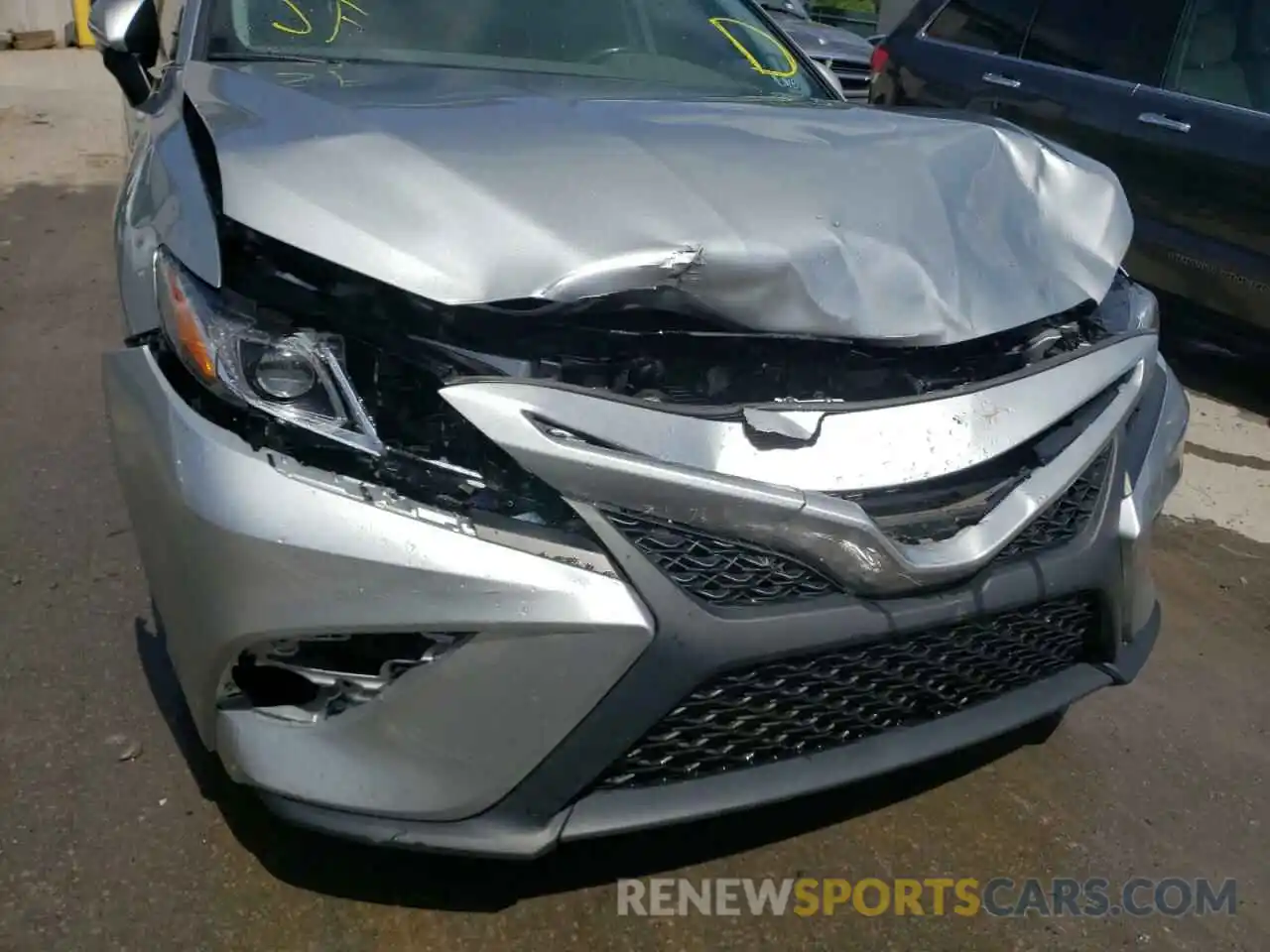 9 Photograph of a damaged car 4T1B11HK2KU176119 TOYOTA CAMRY 2019