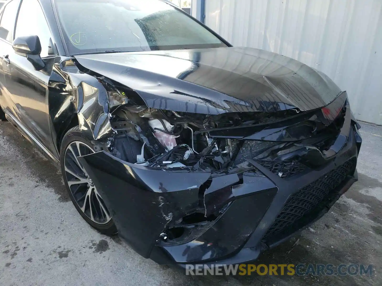 9 Photograph of a damaged car 4T1B11HK2KU177416 TOYOTA CAMRY 2019