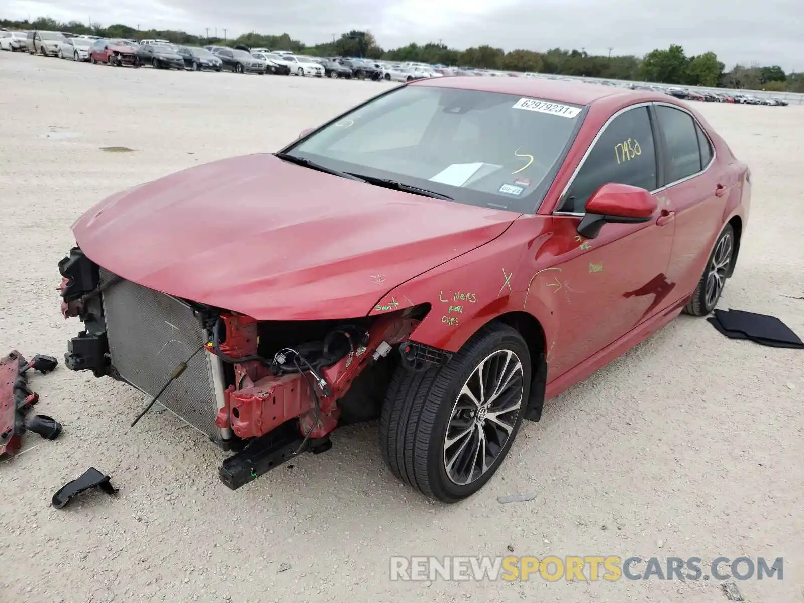 2 Photograph of a damaged car 4T1B11HK2KU184771 TOYOTA CAMRY 2019