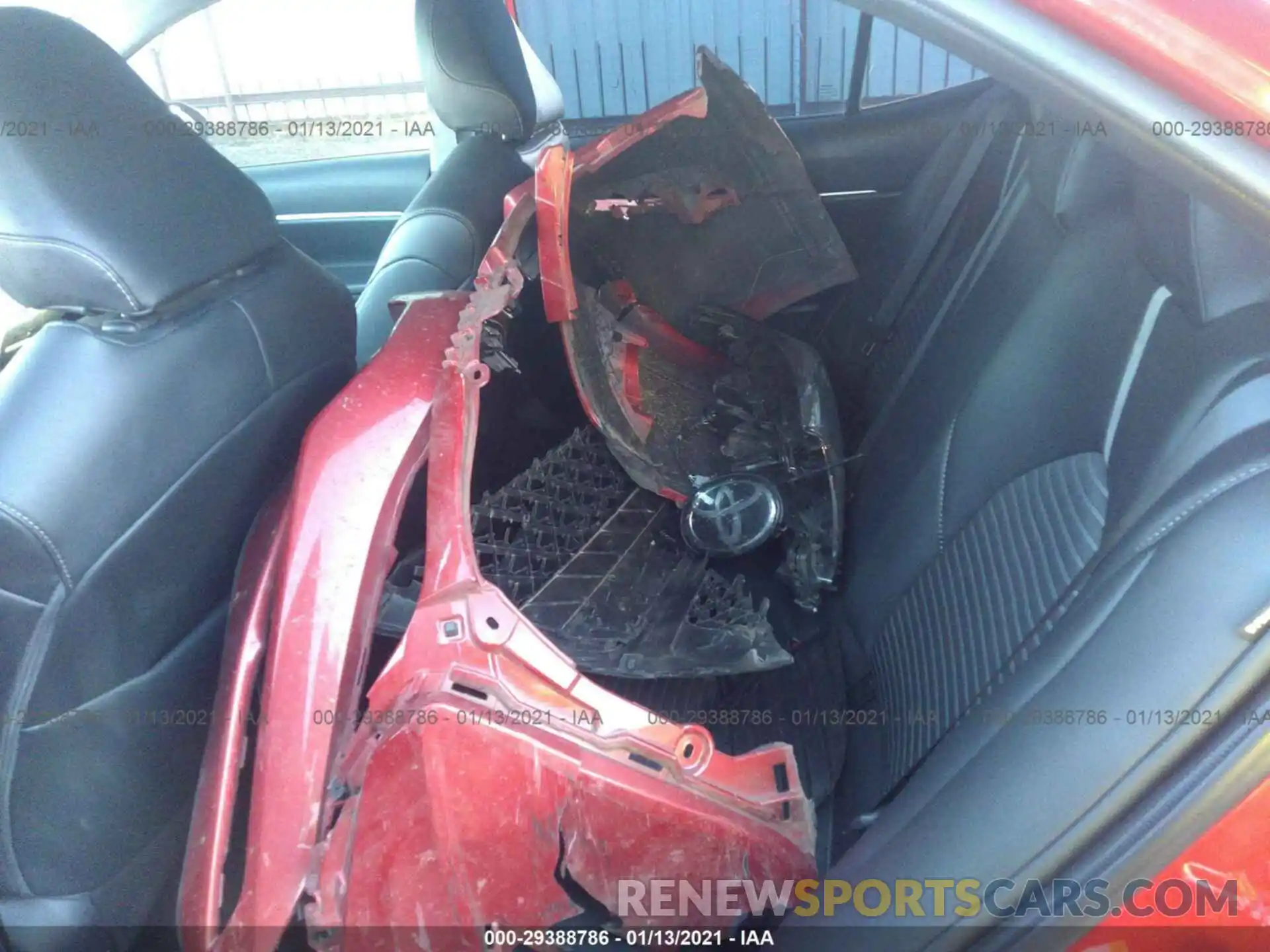 8 Photograph of a damaged car 4T1B11HK2KU186715 TOYOTA CAMRY 2019