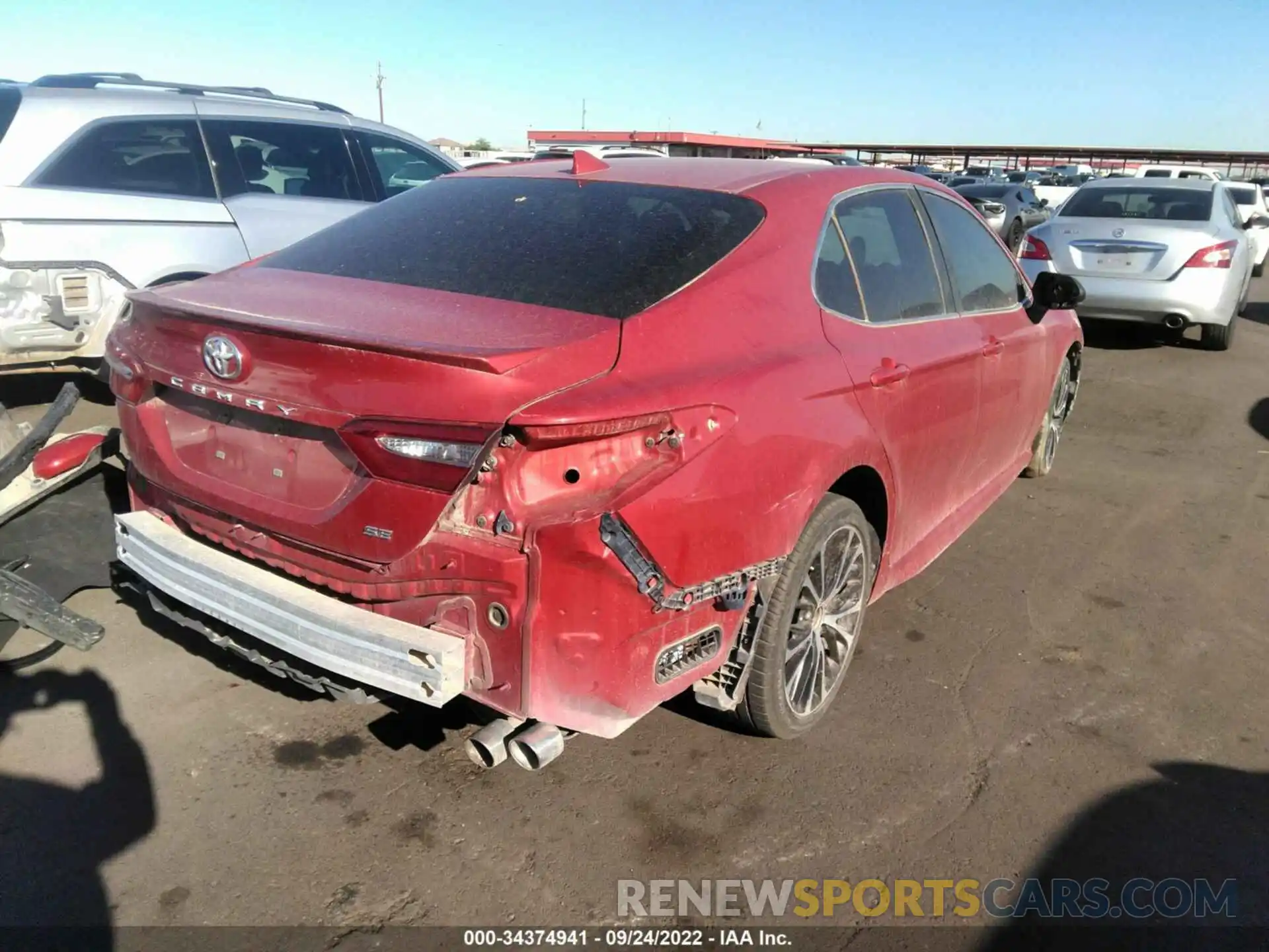 4 Photograph of a damaged car 4T1B11HK2KU188996 TOYOTA CAMRY 2019