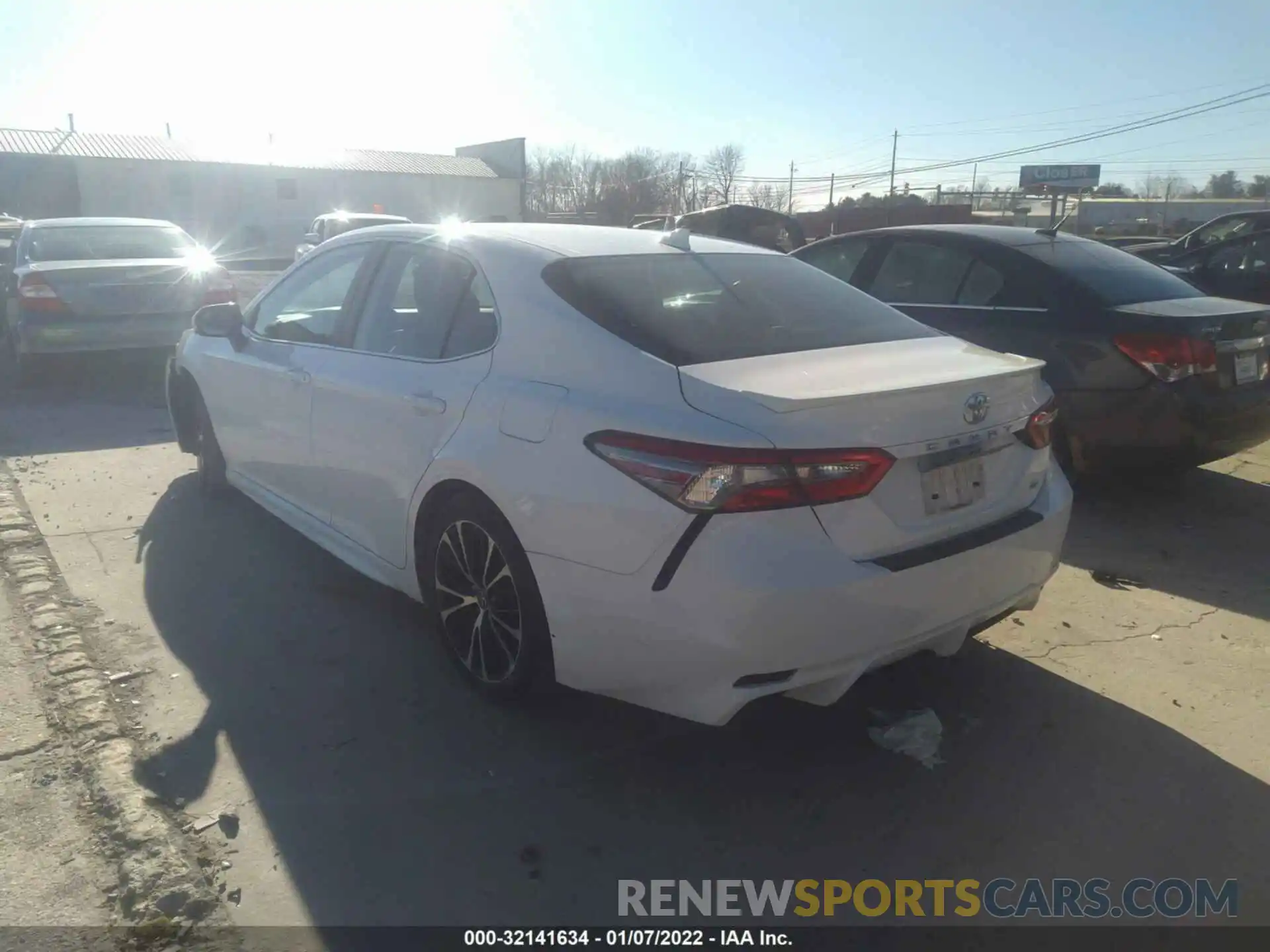 3 Photograph of a damaged car 4T1B11HK2KU190067 TOYOTA CAMRY 2019