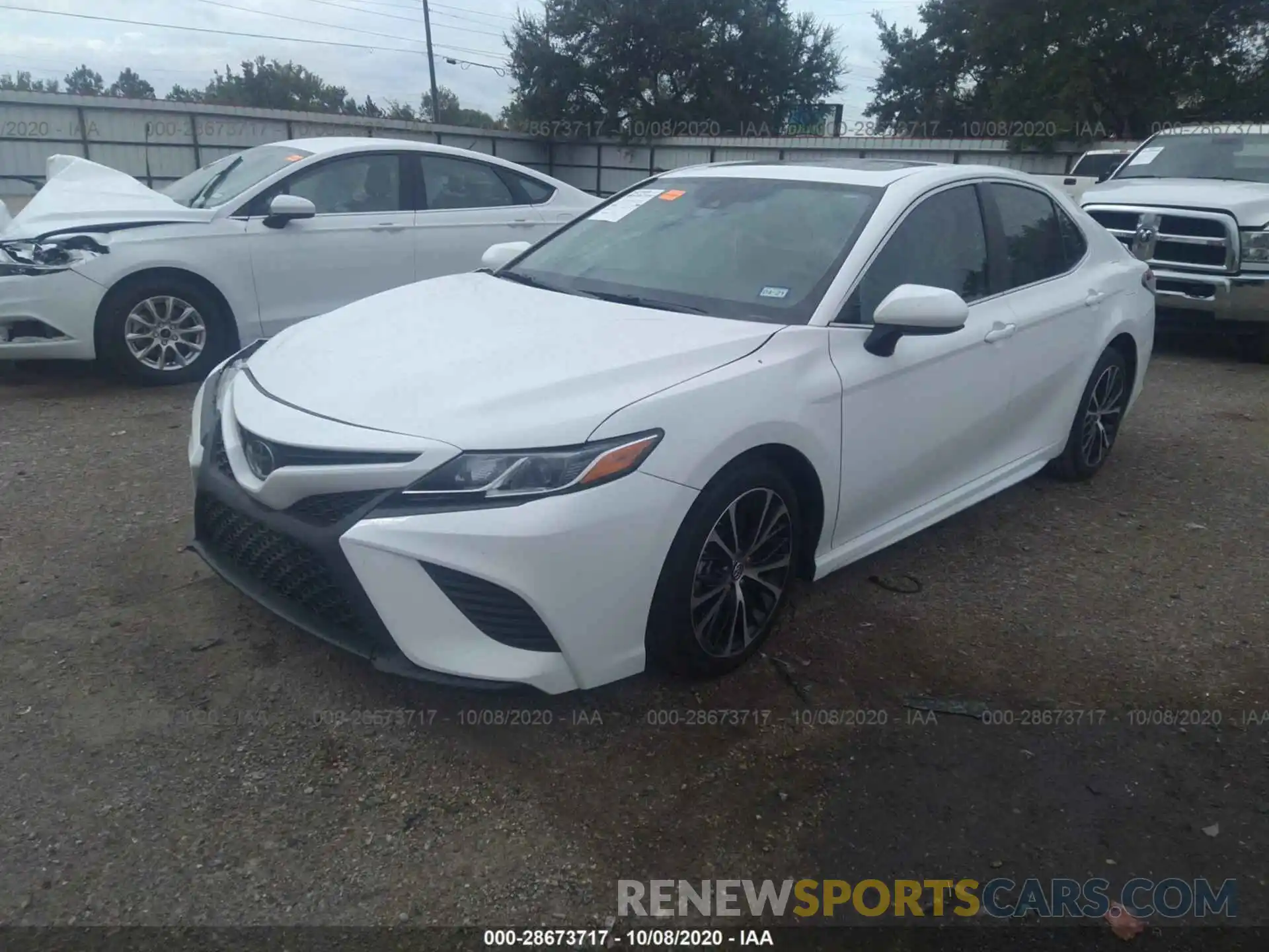 2 Photograph of a damaged car 4T1B11HK2KU190795 TOYOTA CAMRY 2019