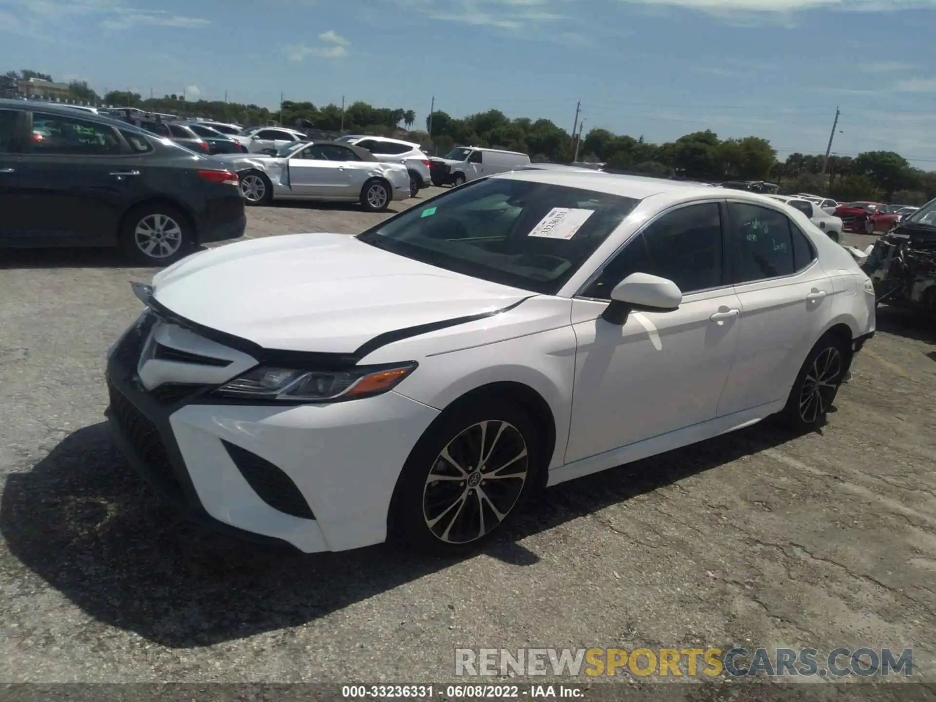 2 Photograph of a damaged car 4T1B11HK2KU191249 TOYOTA CAMRY 2019