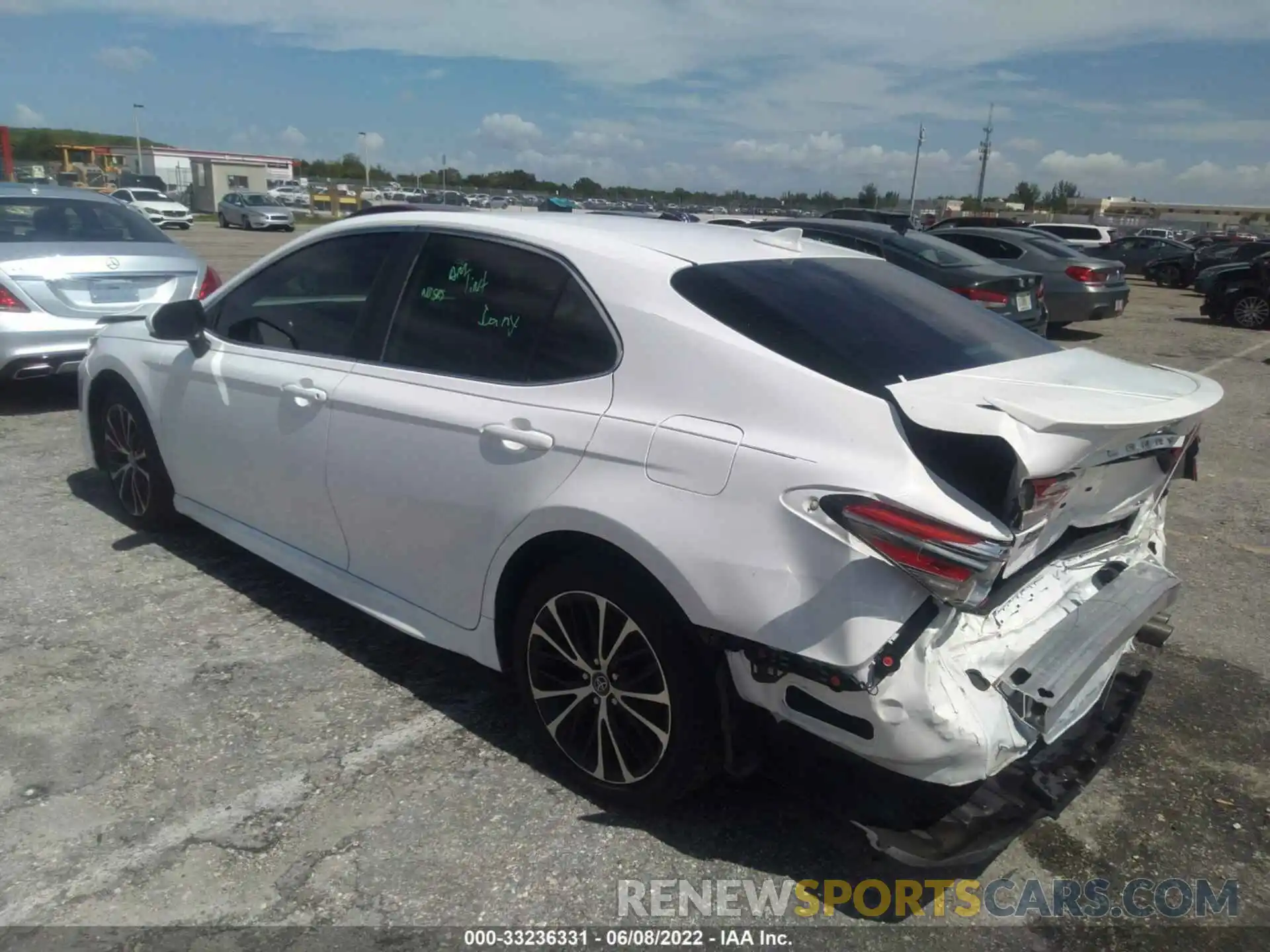 3 Photograph of a damaged car 4T1B11HK2KU191249 TOYOTA CAMRY 2019