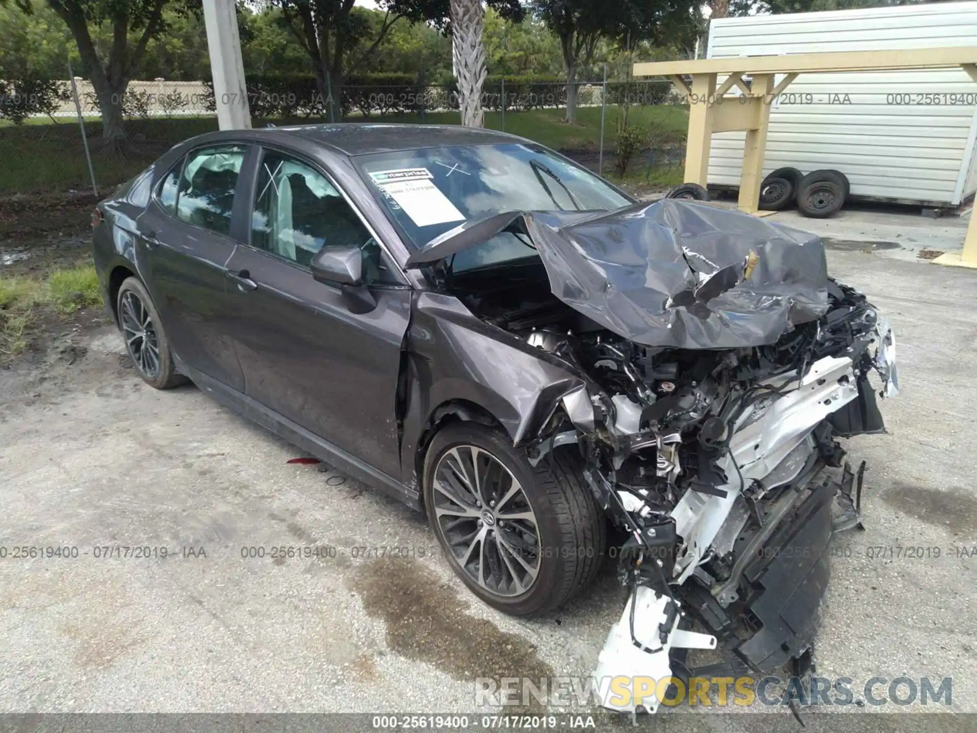 1 Photograph of a damaged car 4T1B11HK2KU193079 TOYOTA CAMRY 2019