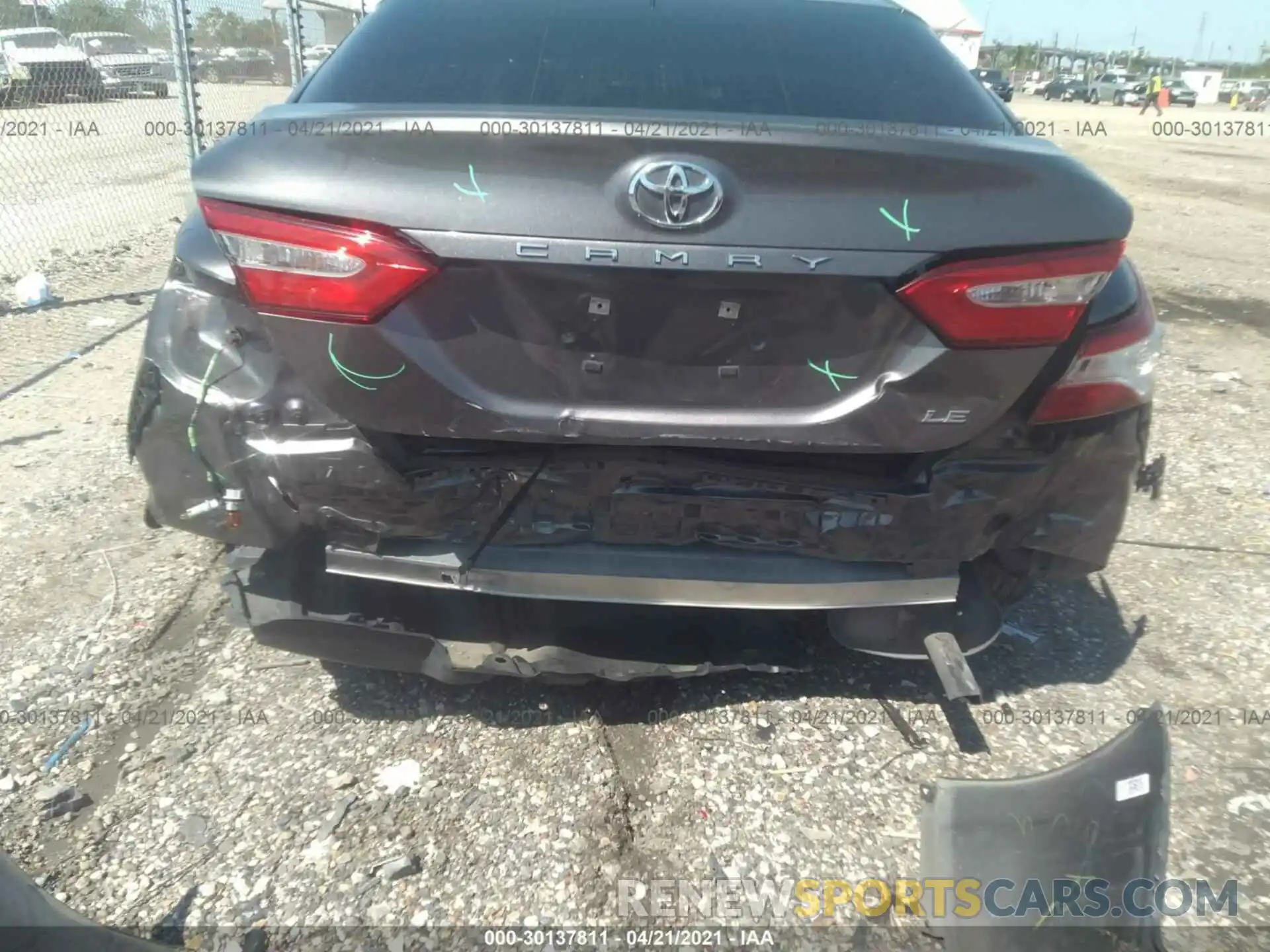 6 Photograph of a damaged car 4T1B11HK2KU193180 TOYOTA CAMRY 2019