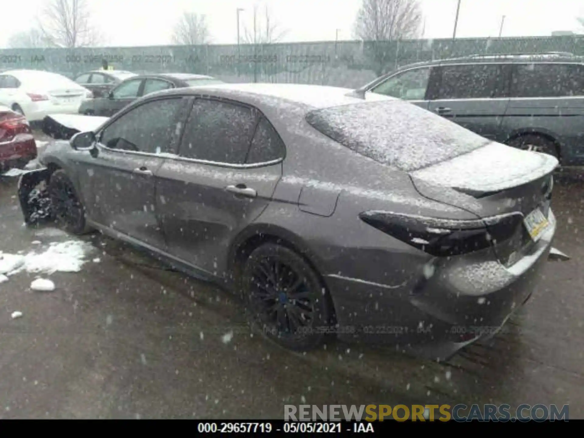 3 Photograph of a damaged car 4T1B11HK2KU193728 TOYOTA CAMRY 2019