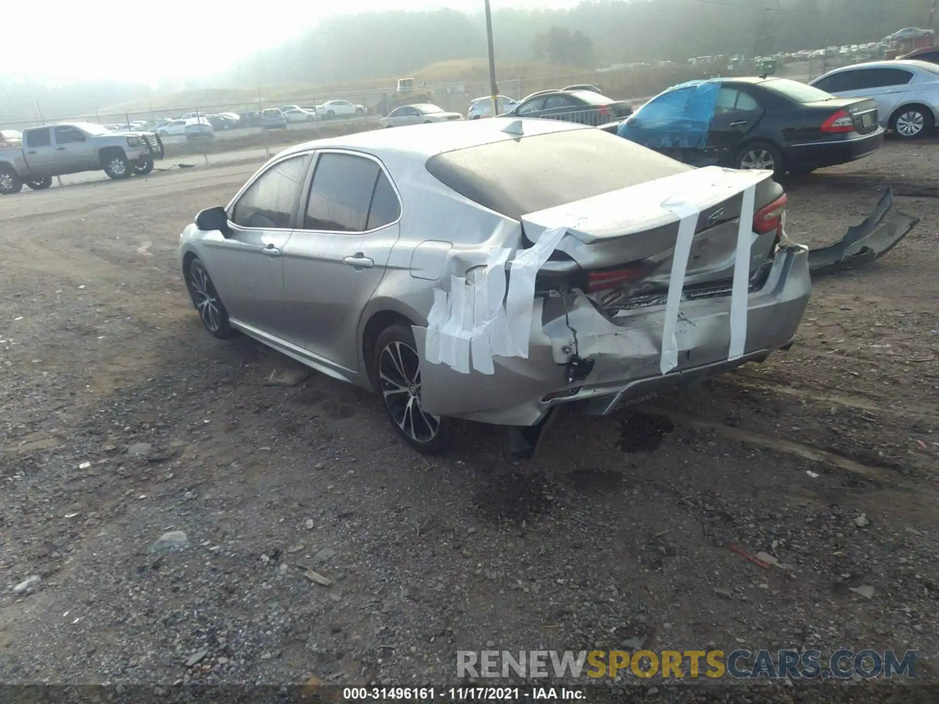 3 Photograph of a damaged car 4T1B11HK2KU193731 TOYOTA CAMRY 2019