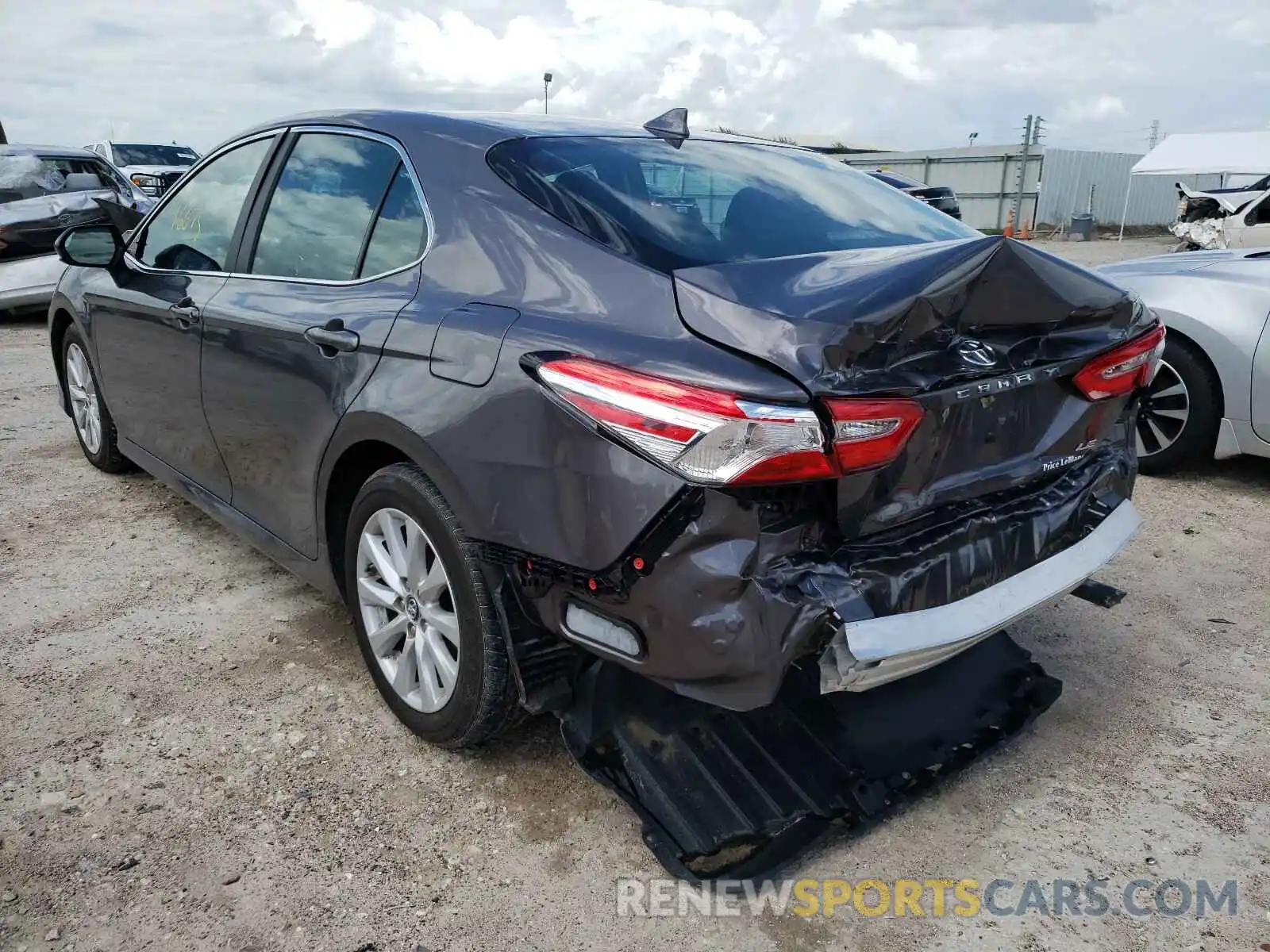 3 Photograph of a damaged car 4T1B11HK2KU194622 TOYOTA CAMRY 2019