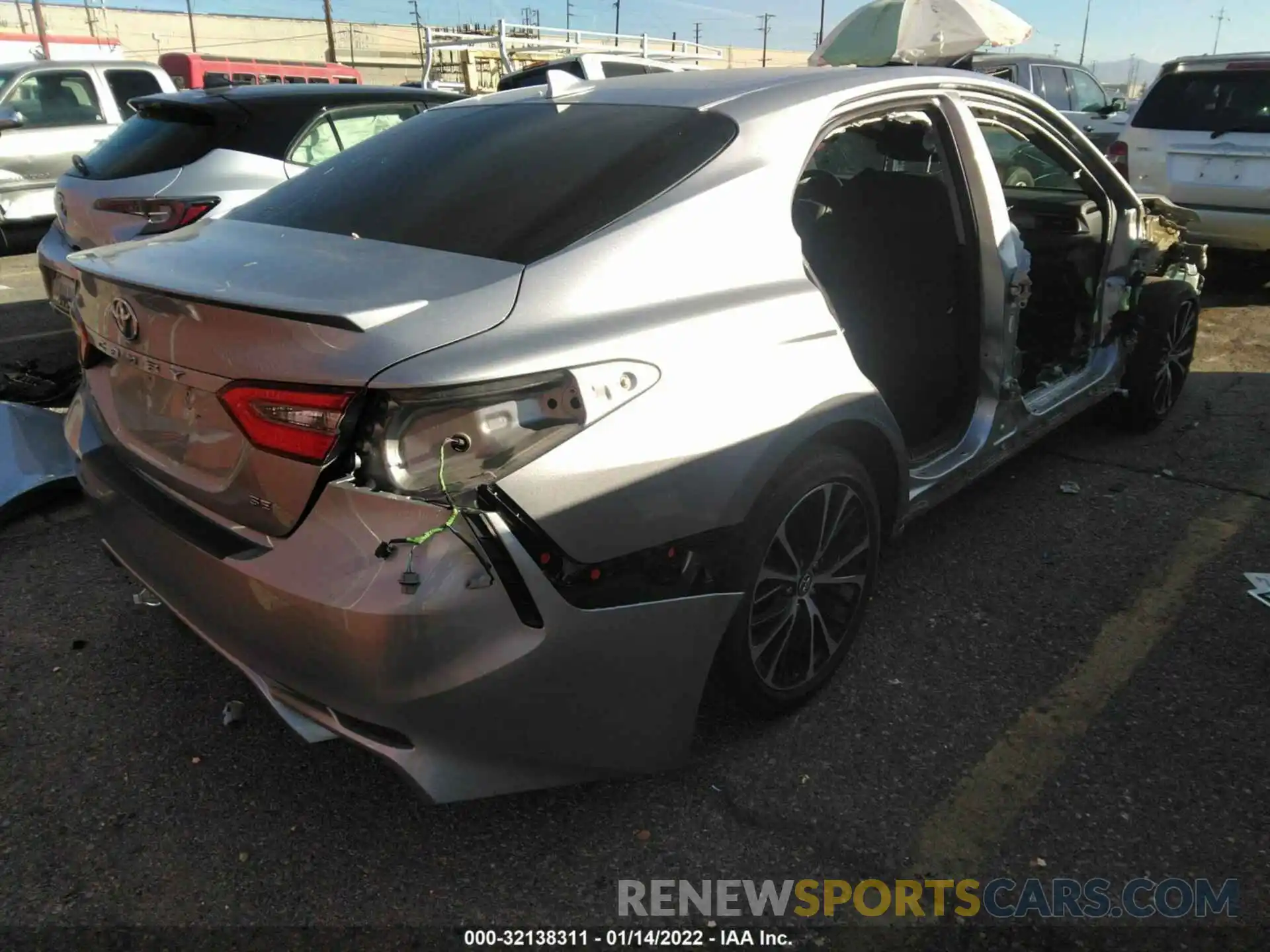 4 Photograph of a damaged car 4T1B11HK2KU194846 TOYOTA CAMRY 2019