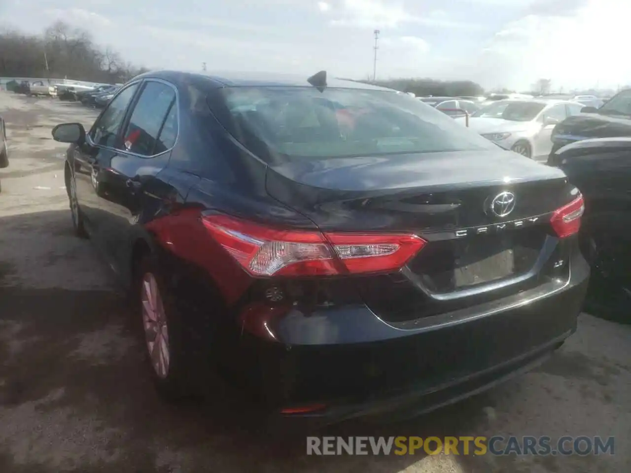 3 Photograph of a damaged car 4T1B11HK2KU196919 TOYOTA CAMRY 2019