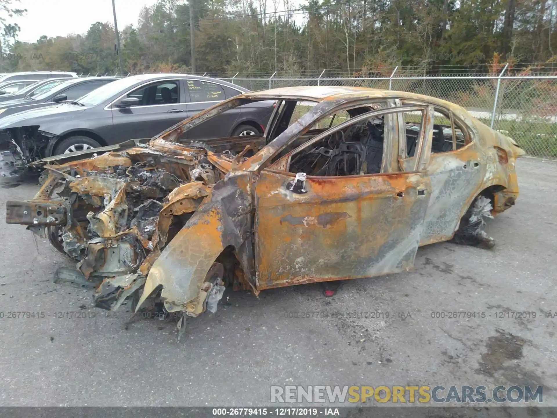 2 Photograph of a damaged car 4T1B11HK2KU197200 TOYOTA CAMRY 2019