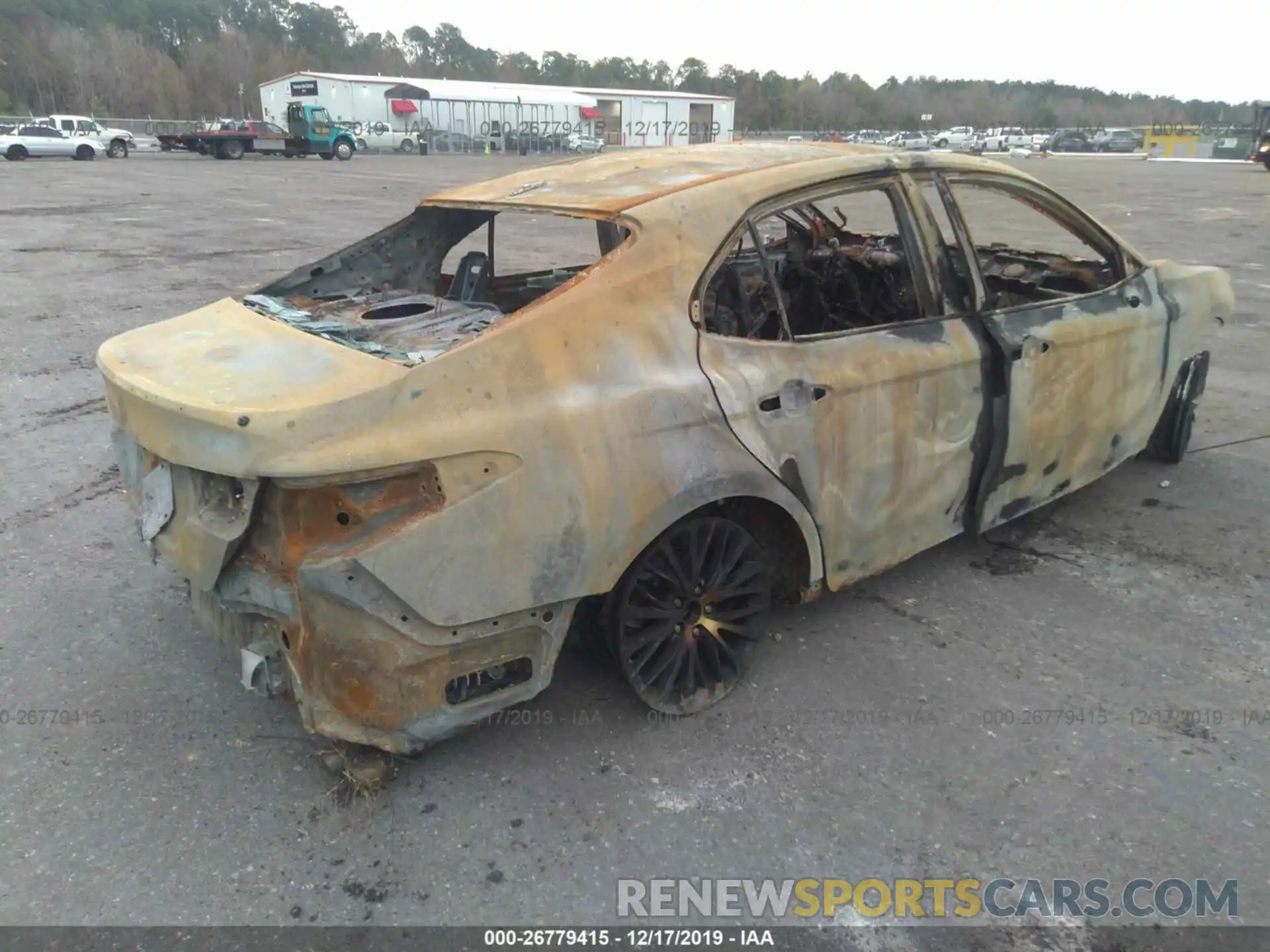 4 Photograph of a damaged car 4T1B11HK2KU197200 TOYOTA CAMRY 2019