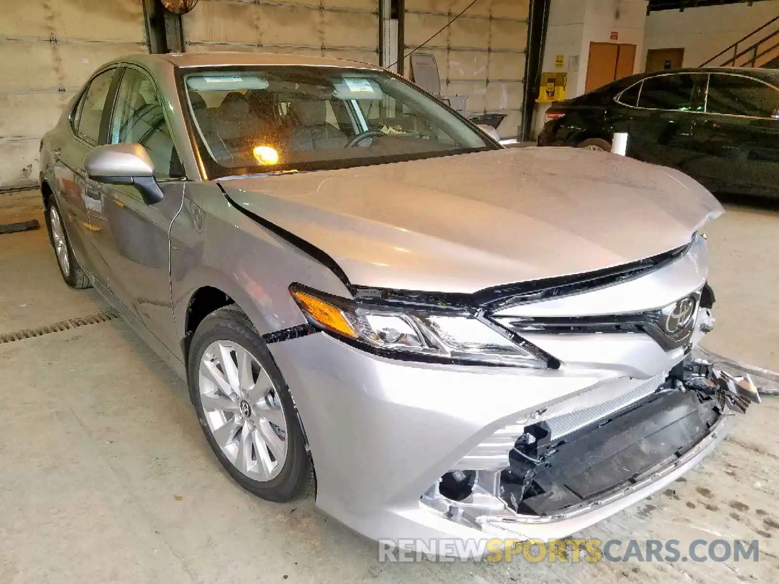 1 Photograph of a damaged car 4T1B11HK2KU198136 TOYOTA CAMRY 2019