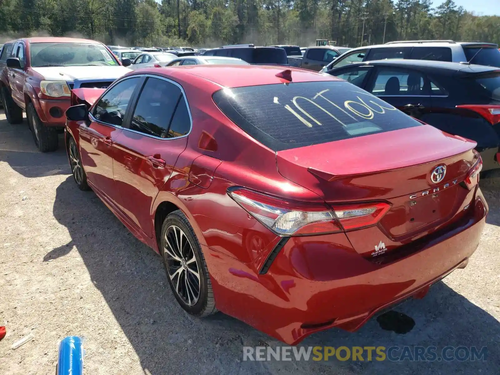 3 Photograph of a damaged car 4T1B11HK2KU198993 TOYOTA CAMRY 2019