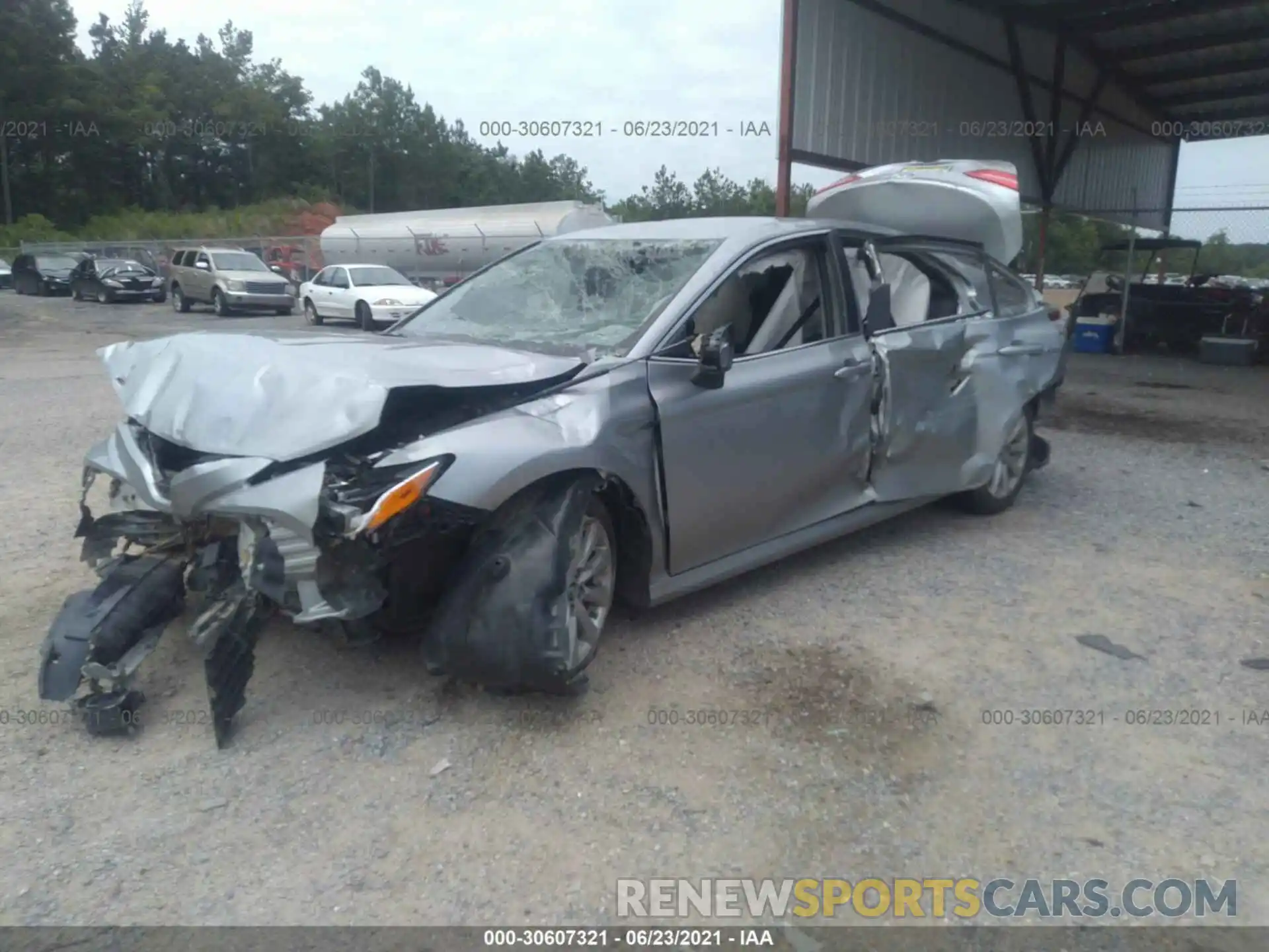 2 Photograph of a damaged car 4T1B11HK2KU199612 TOYOTA CAMRY 2019