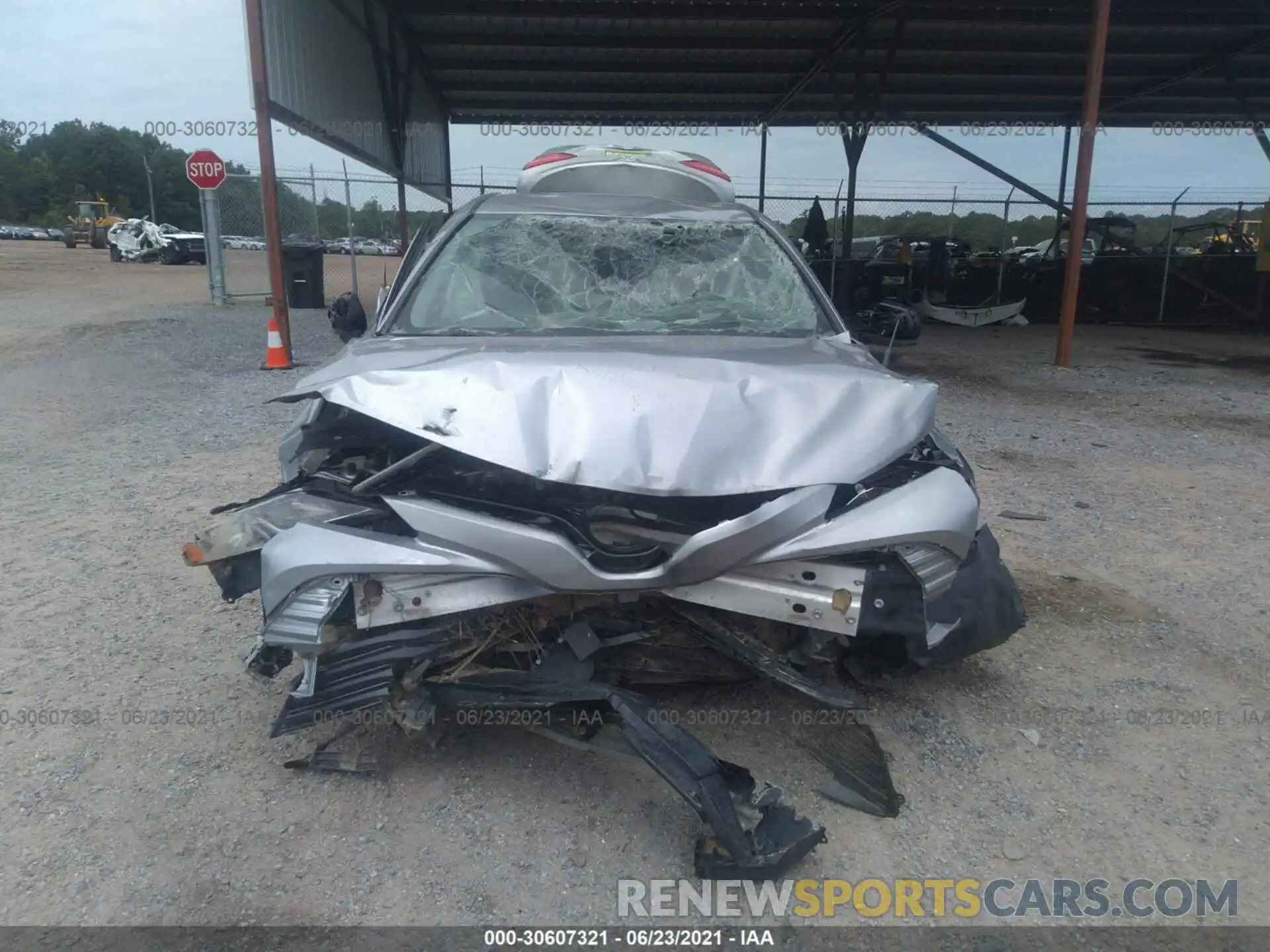 6 Photograph of a damaged car 4T1B11HK2KU199612 TOYOTA CAMRY 2019